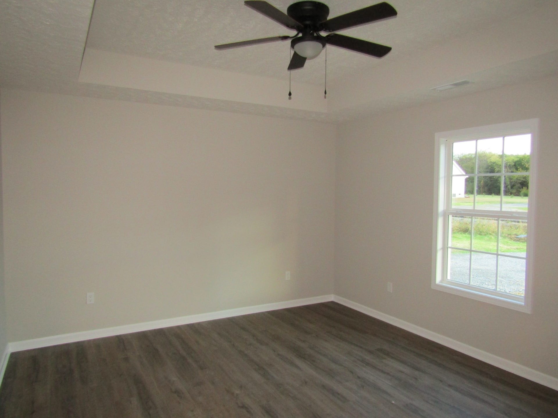 1600 Larry Dospil Dr, Lewisburg, TN 37091 1600 Larry Dospil Dr, Lewisburg, TN 37091