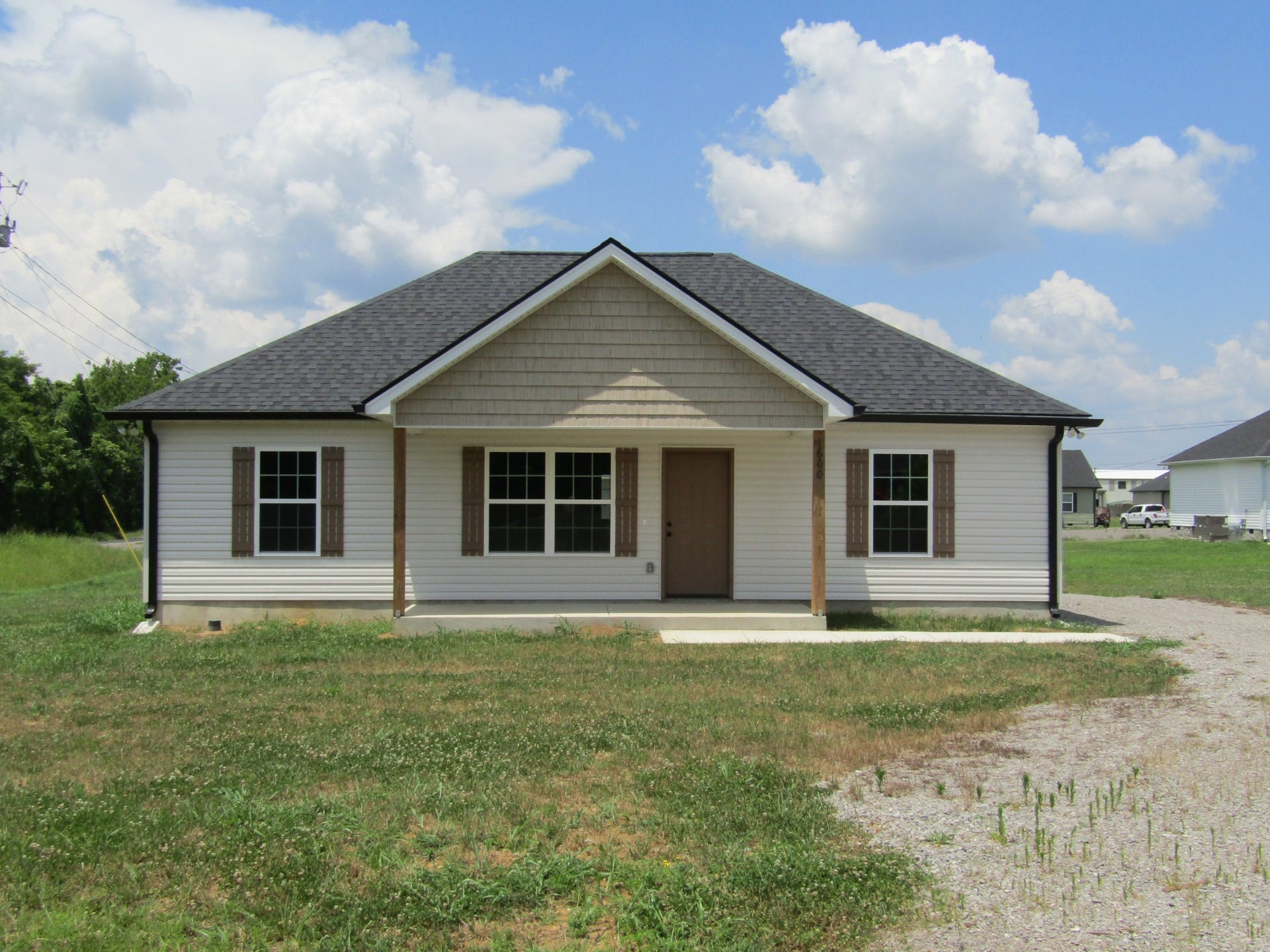 1600 Larry Dospil Dr, Lewisburg, TN 37091 1600 Larry Dospil Dr, Lewisburg, TN 37091