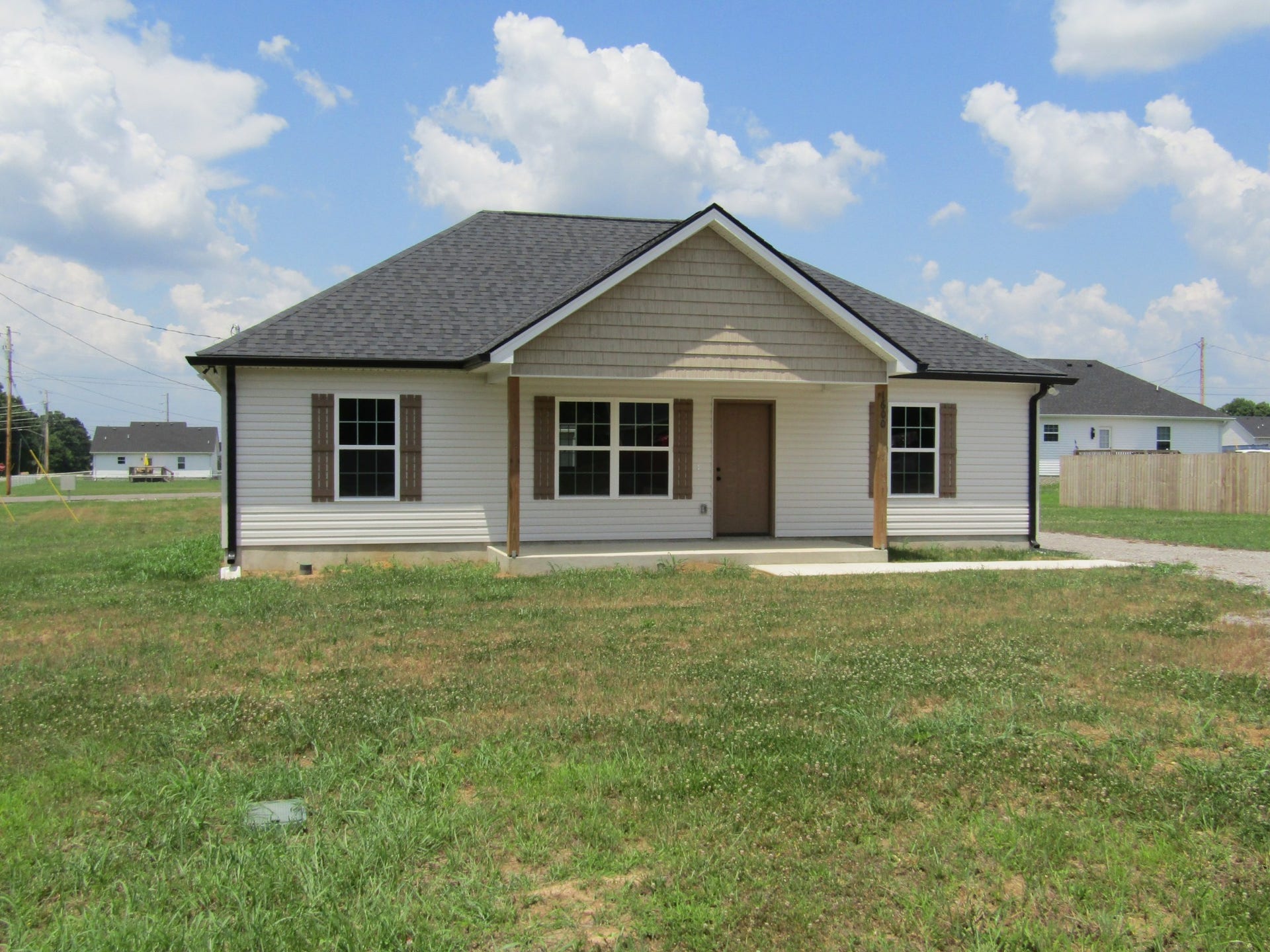 1600 Larry Dospil Dr, Lewisburg, TN 37091 1600 Larry Dospil Dr, Lewisburg, TN 37091