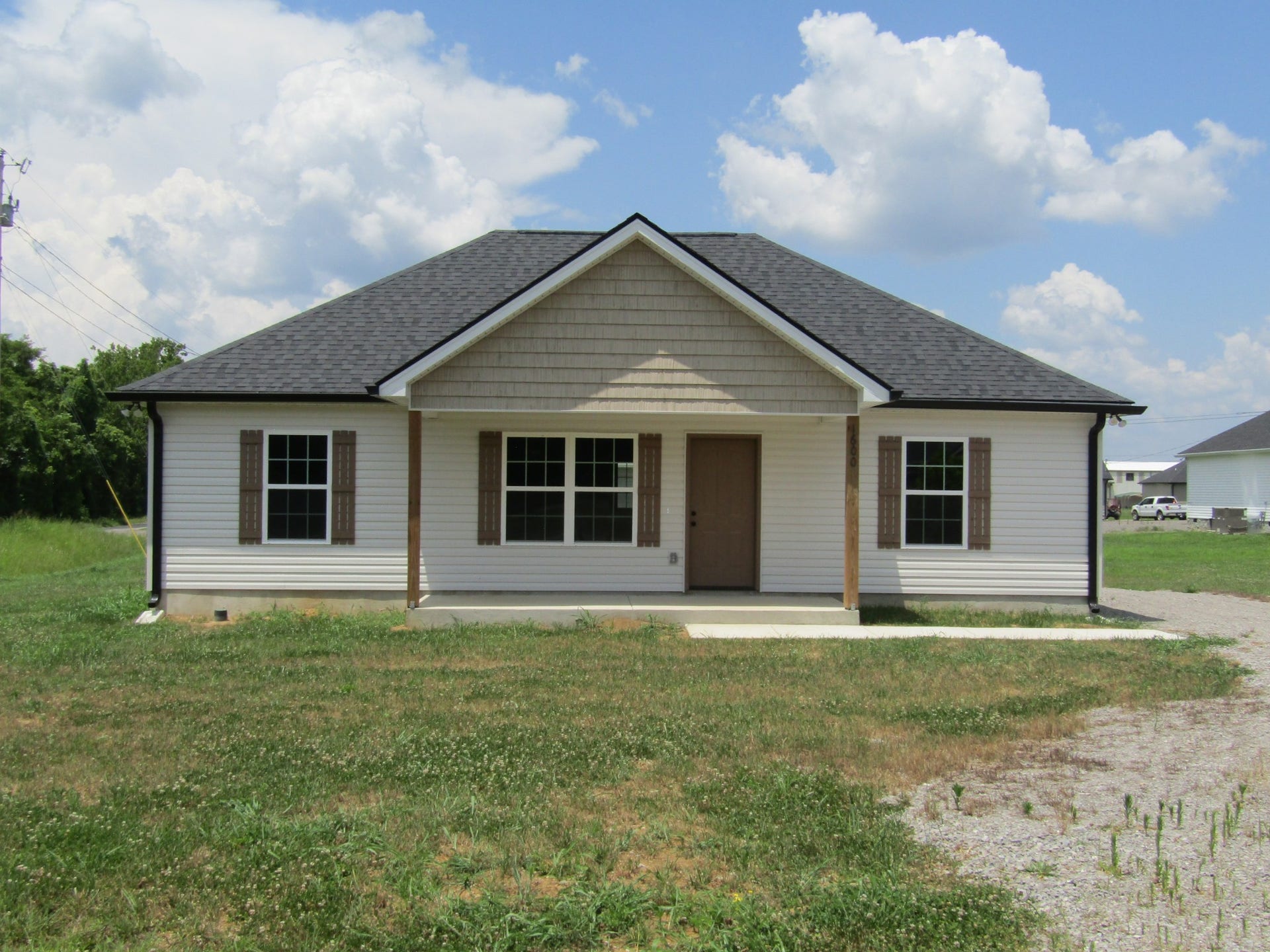 1600 Larry Dospil Dr, Lewisburg, TN 37091 1600 Larry Dospil Dr, Lewisburg, TN 37091