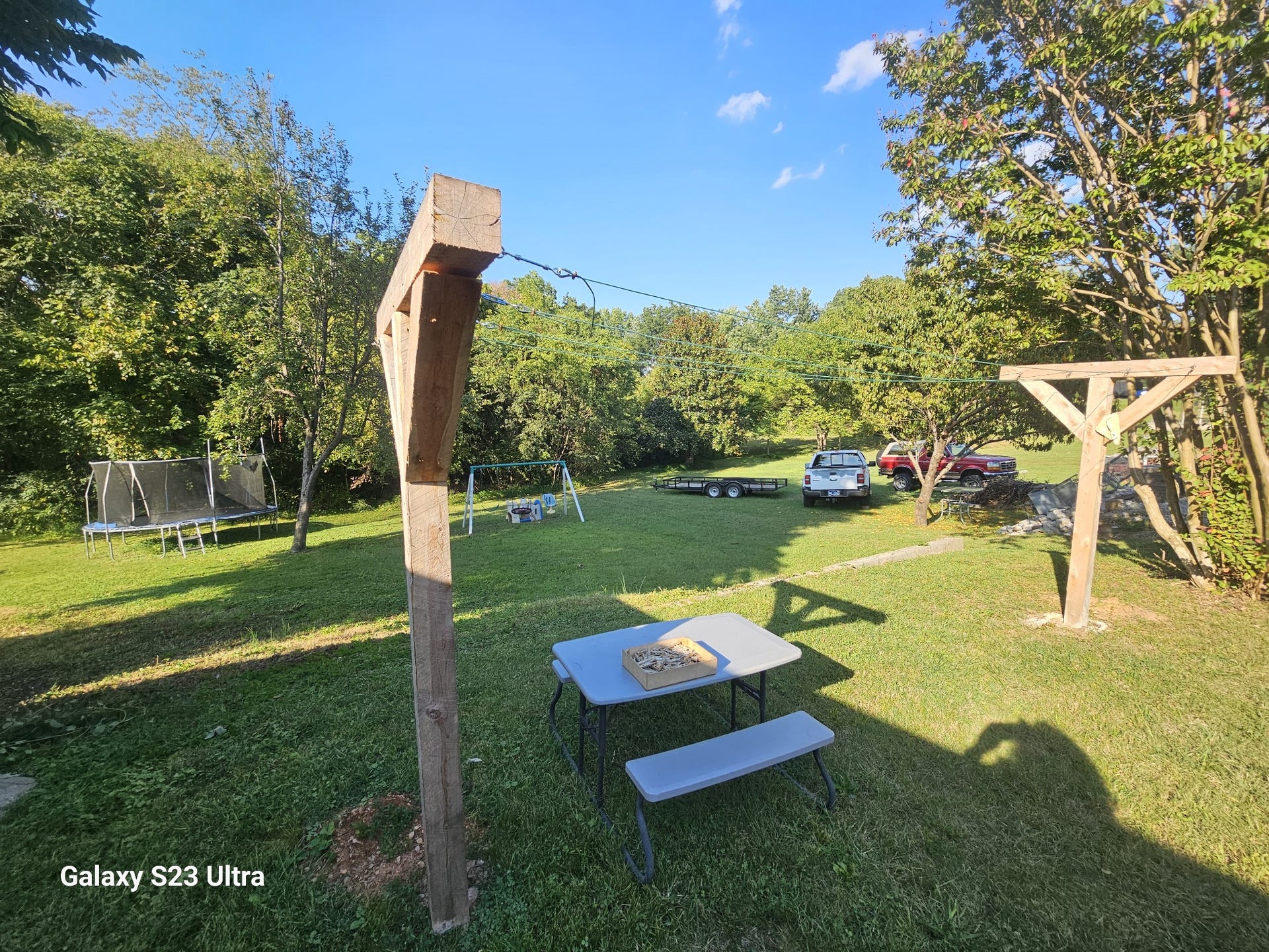 218 Garfield St, McMinnville, TN 37110 Newly installed Clothesline