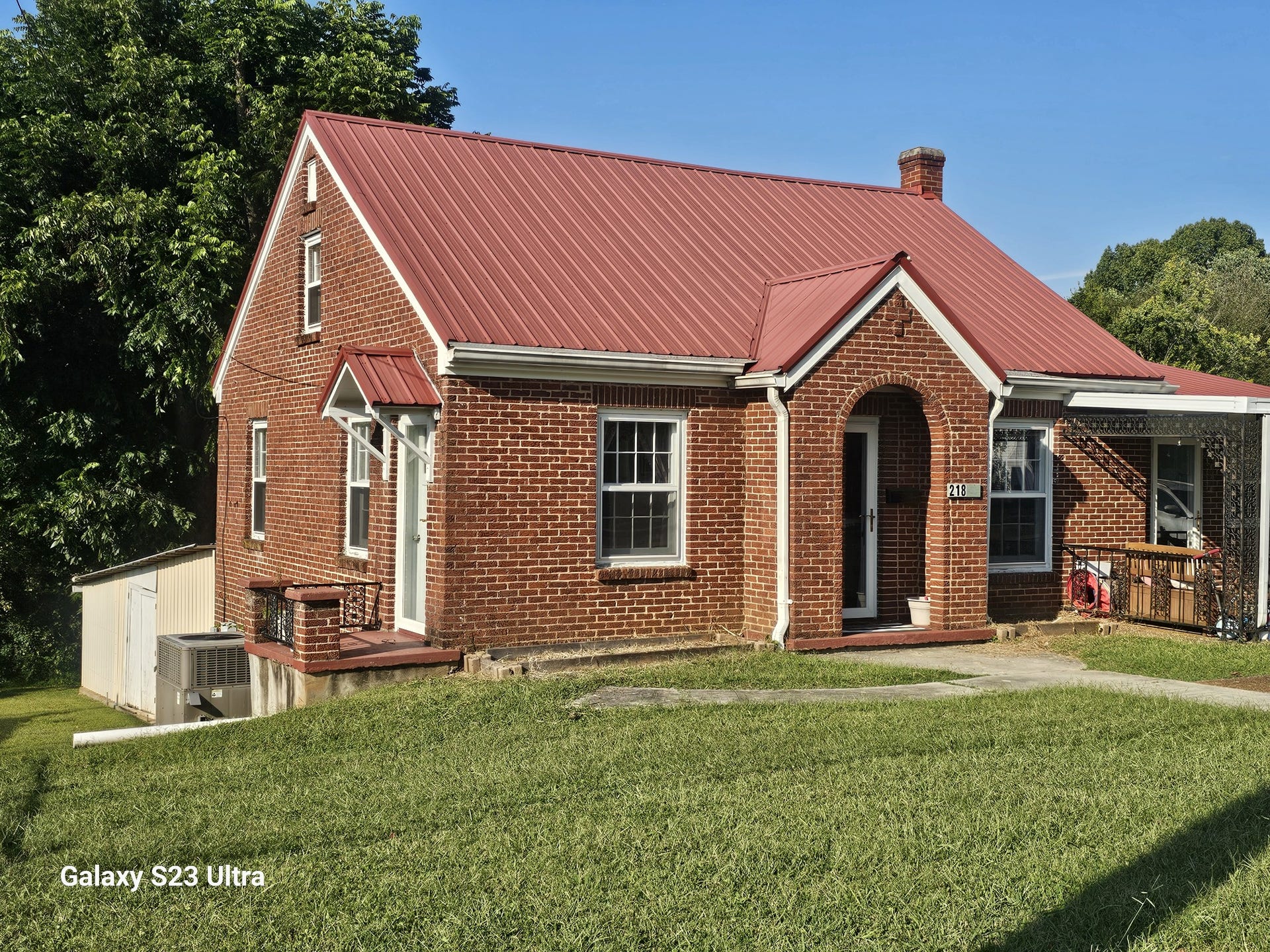 218 Garfield St, McMinnville, TN 37110 218 Garfield St, McMinnville, TN 37110