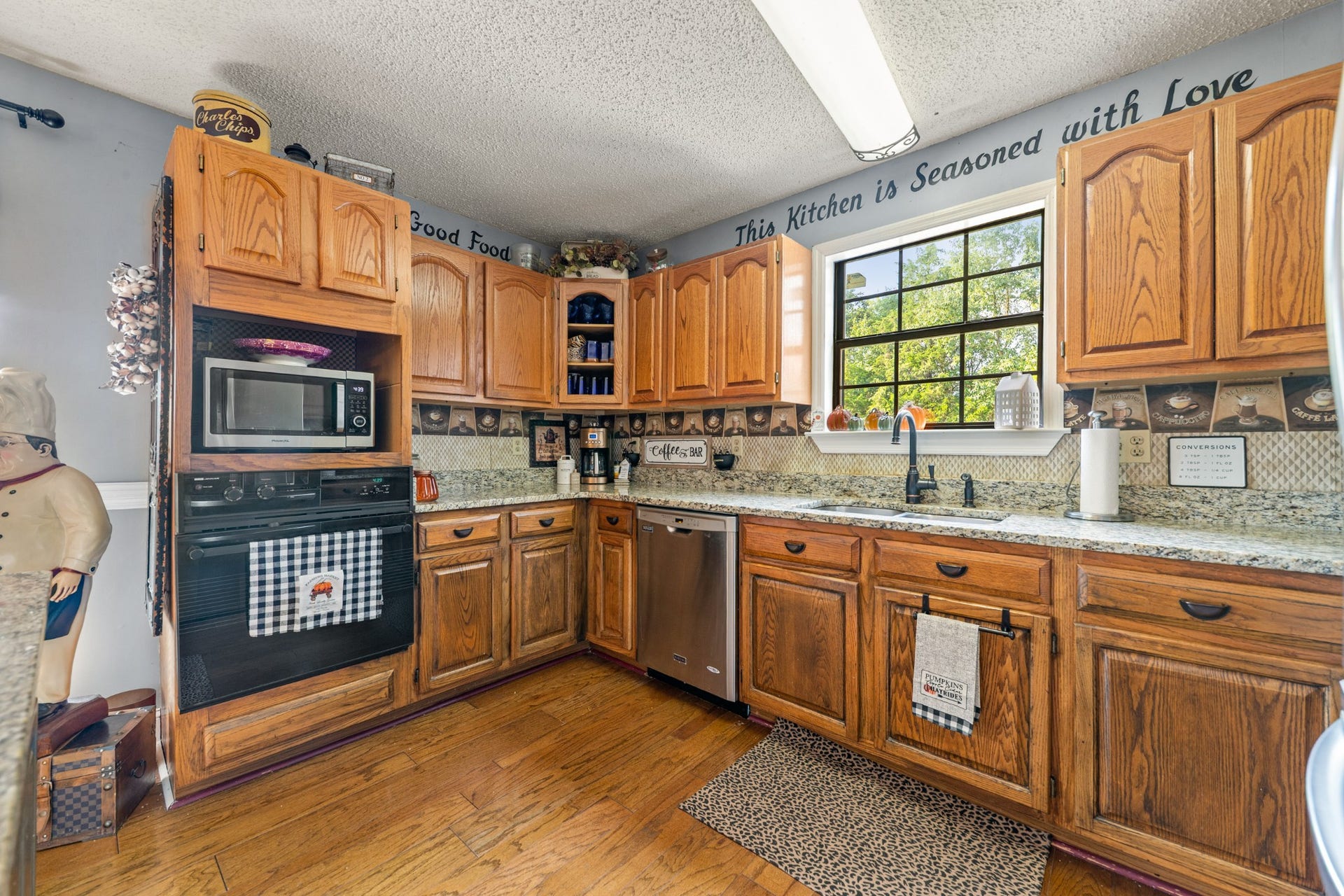 1500 Jacobs Rd, Columbia, TN 38401 1500 Jacobs Rd, Columbia, TN 38401
