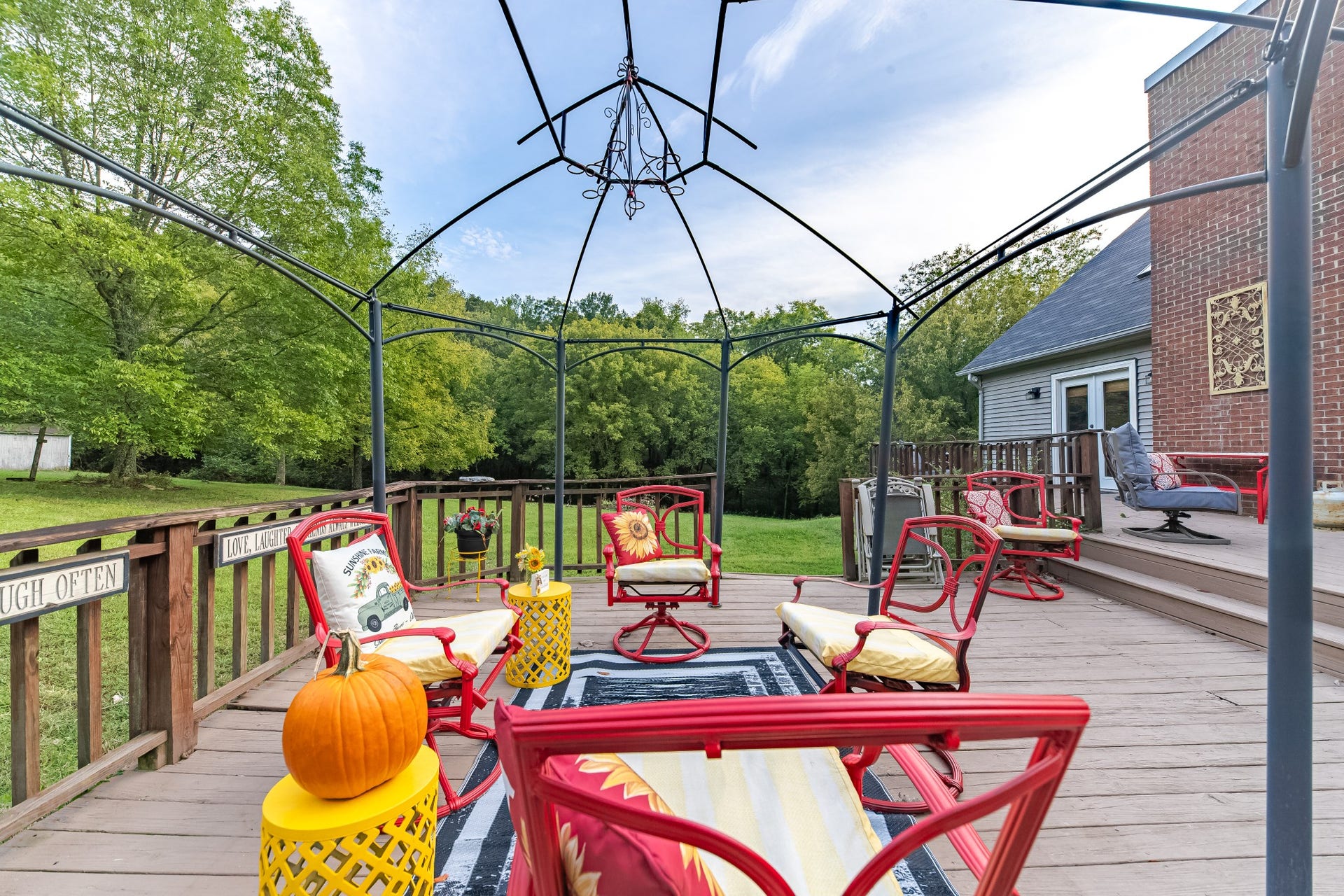 1500 Jacobs Rd, Columbia, TN 38401 1500 Jacobs Rd, Columbia, TN 38401