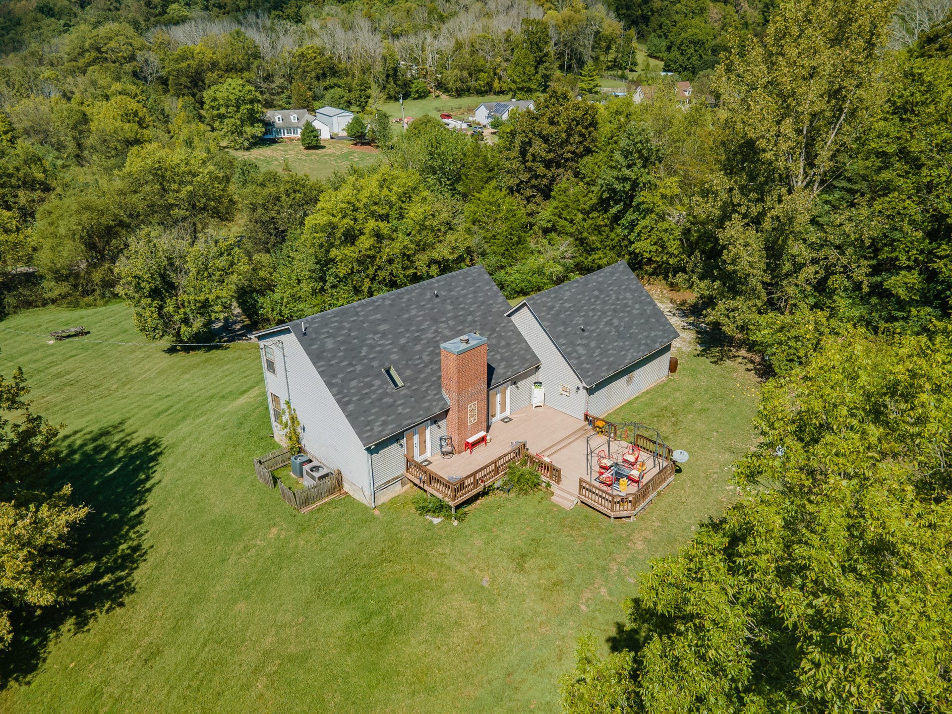 1500 Jacobs Rd, Columbia, TN 38401 1500 Jacobs Rd, Columbia, TN 38401