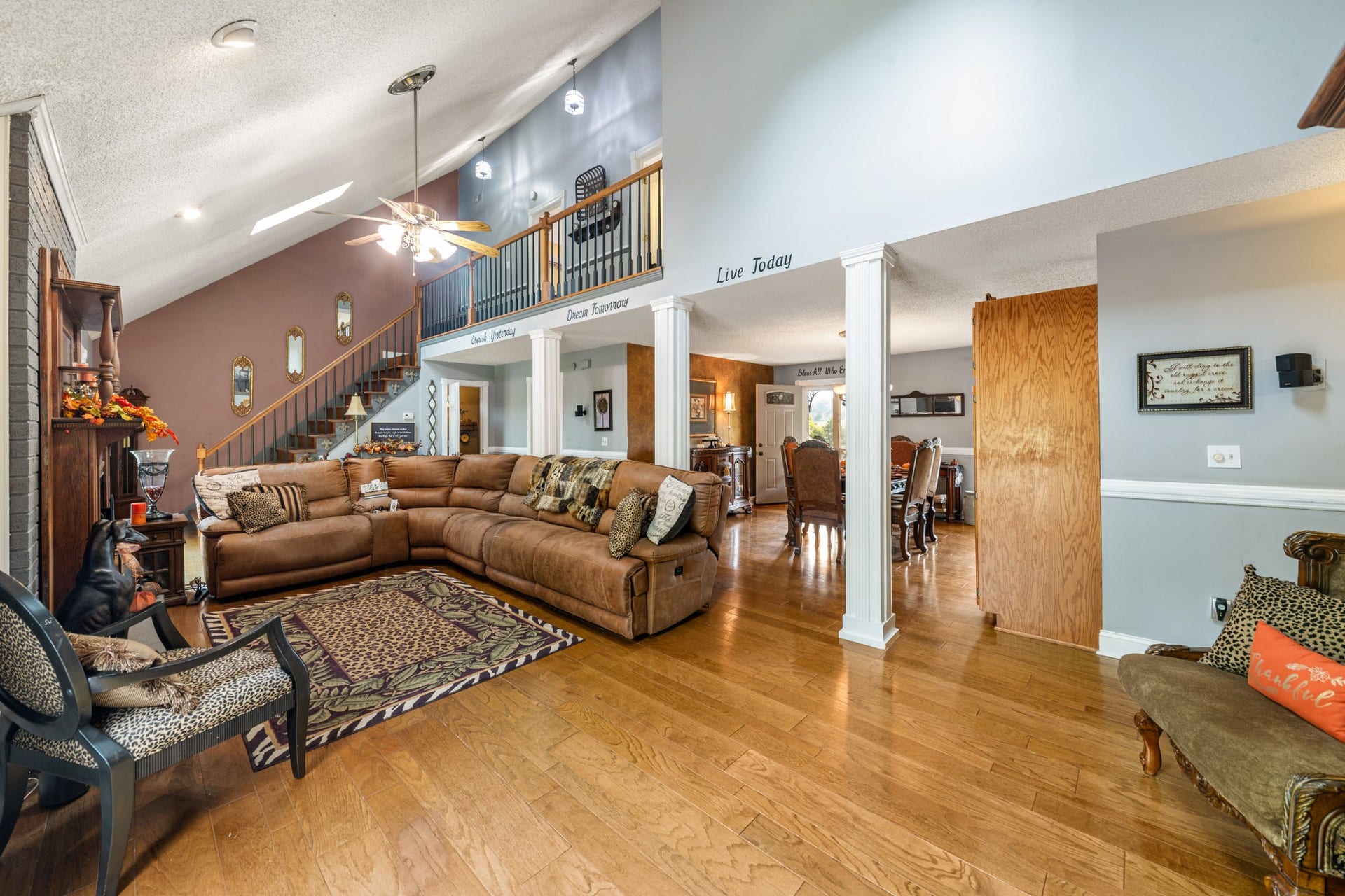 1500 Jacobs Rd, Columbia, TN 38401 1500 Jacobs Rd, Columbia, TN 38401