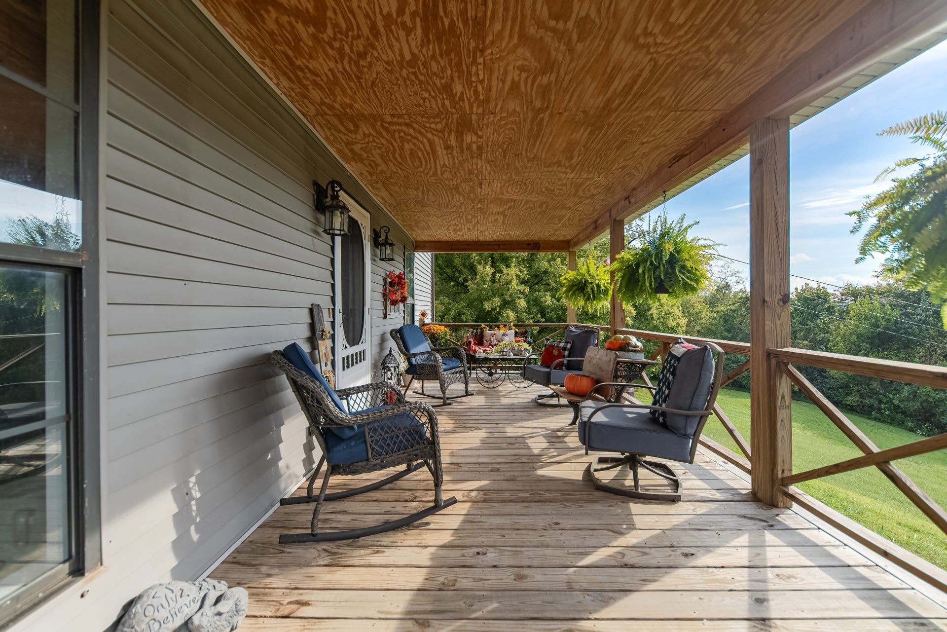 1500 Jacobs Rd, Columbia, TN 38401 1500 Jacobs Rd, Columbia, TN 38401