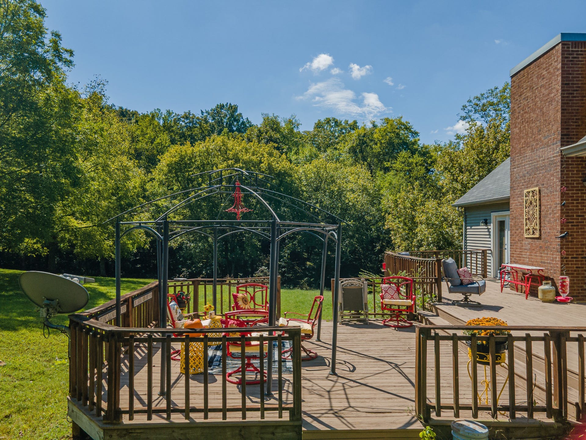 1500 Jacobs Rd, Columbia, TN 38401 1500 Jacobs Rd, Columbia, TN 38401