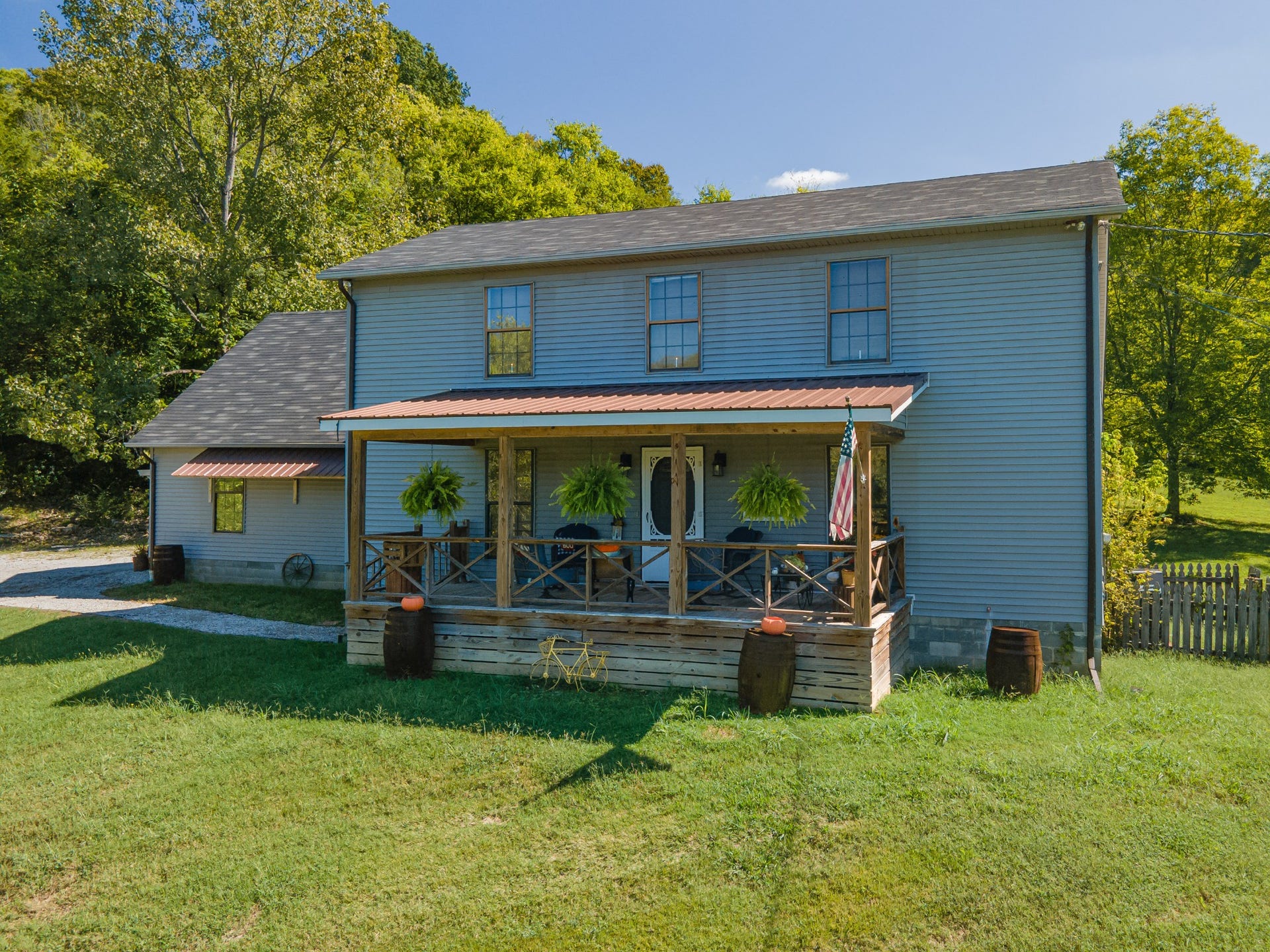 1500 Jacobs Rd, Columbia, TN 38401 1500 Jacobs Rd, Columbia, TN 38401