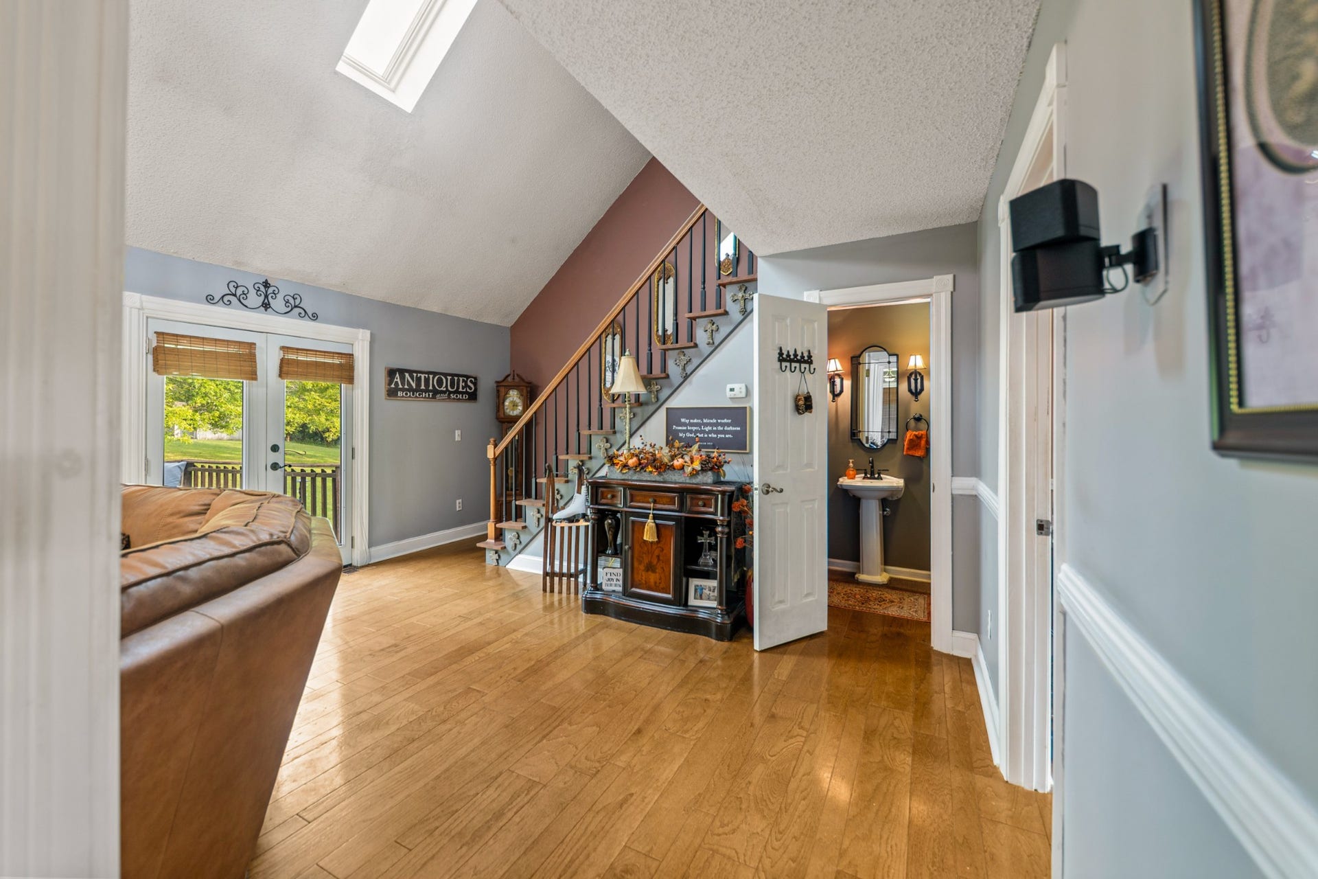 1500 Jacobs Rd, Columbia, TN 38401 1500 Jacobs Rd, Columbia, TN 38401