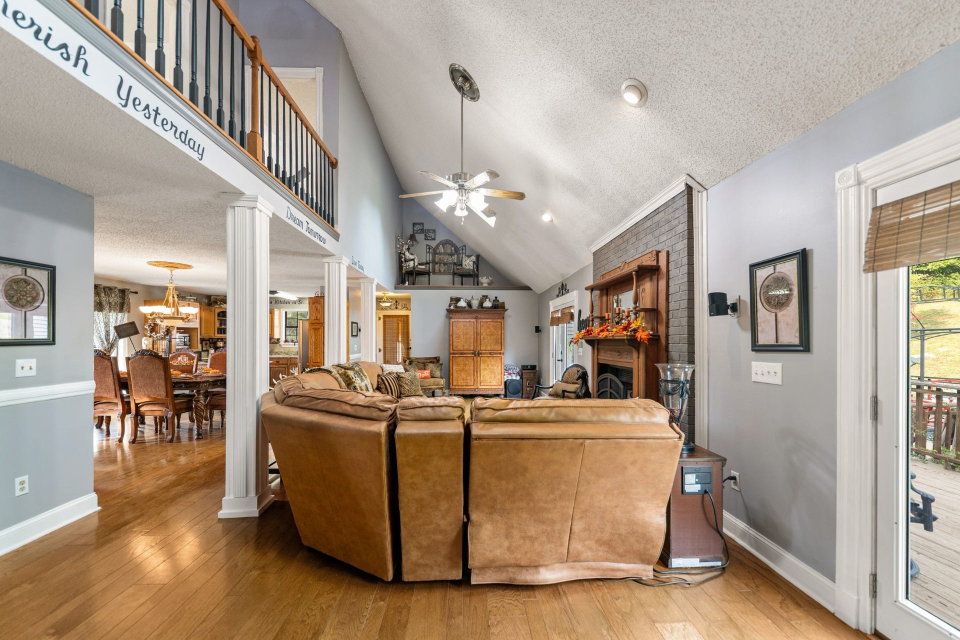 1500 Jacobs Rd, Columbia, TN 38401 1500 Jacobs Rd, Columbia, TN 38401