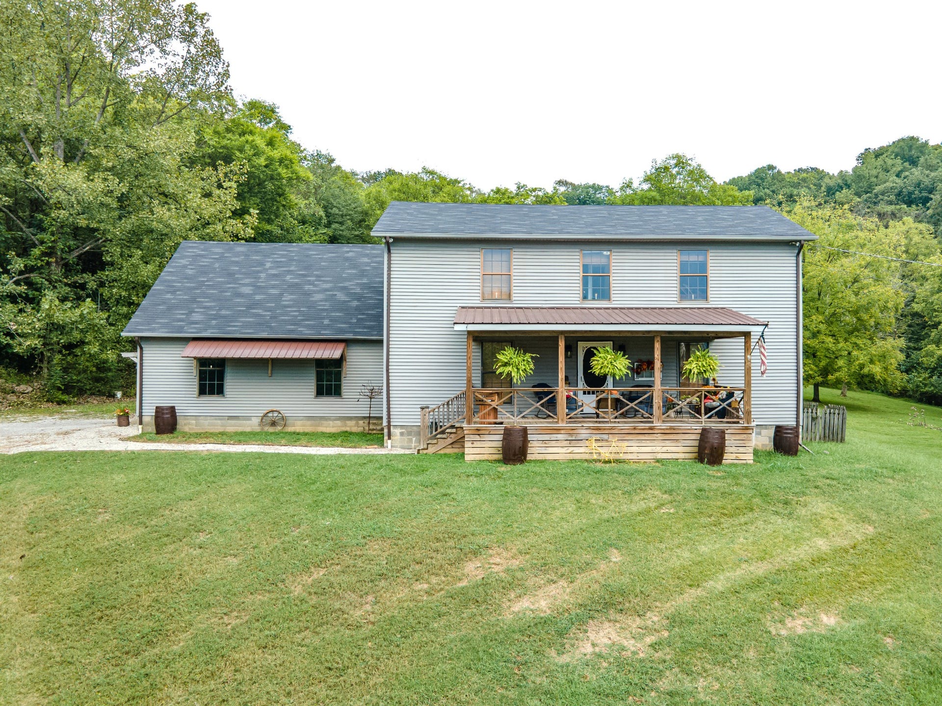 1500 Jacobs Rd, Columbia, TN 38401 1500 Jacobs Rd, Columbia, TN 38401