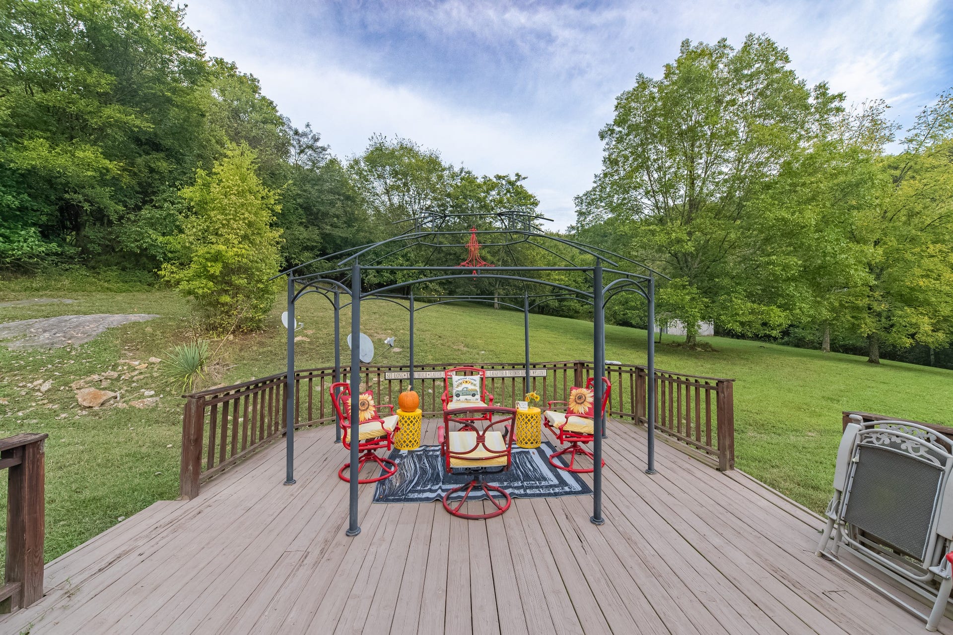 1500 Jacobs Rd, Columbia, TN 38401 1500 Jacobs Rd, Columbia, TN 38401