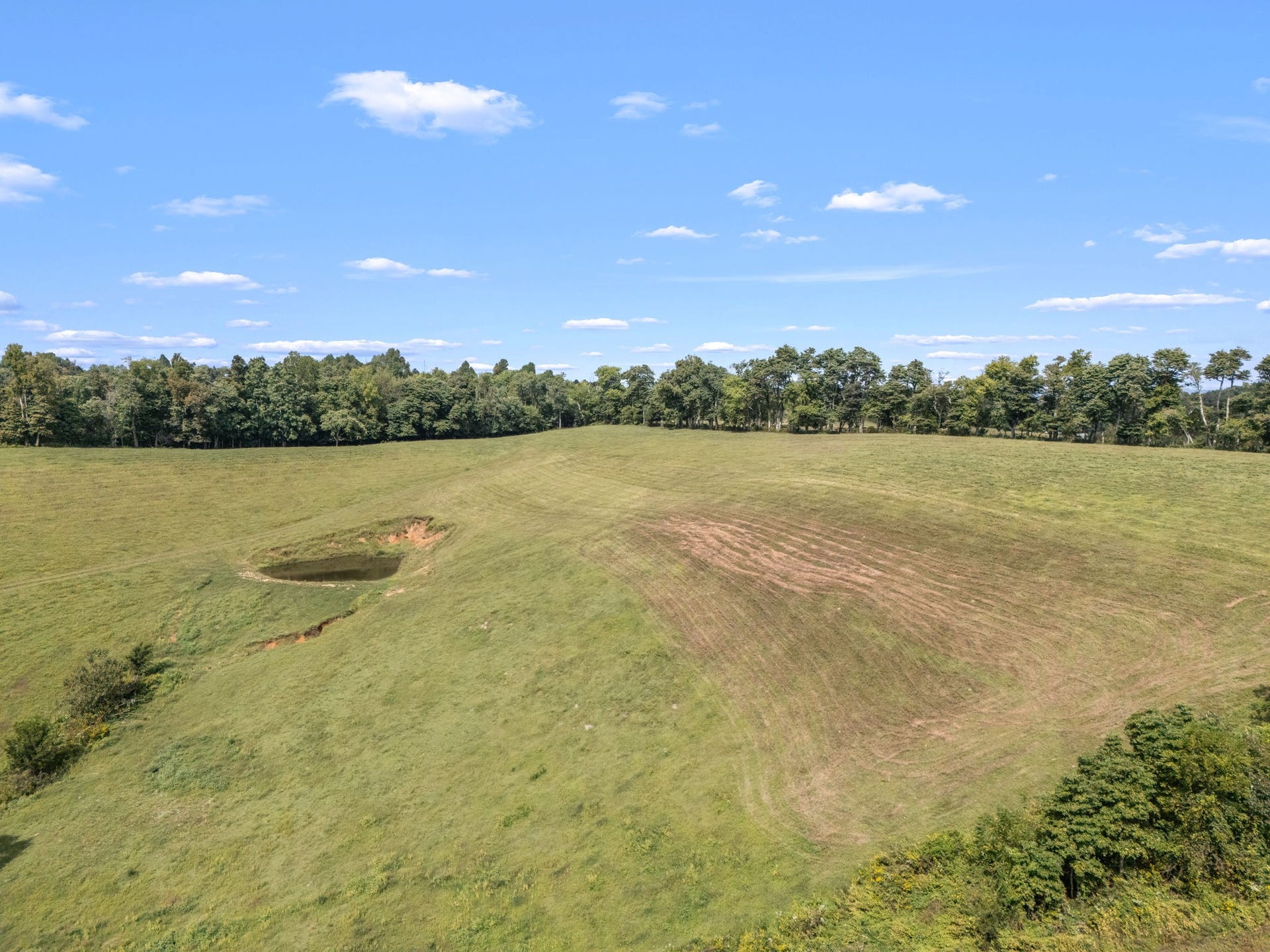 692 Anderson Rd, Shelbyville, TN 37160 692 Anderson Rd, Shelbyville, TN 37160