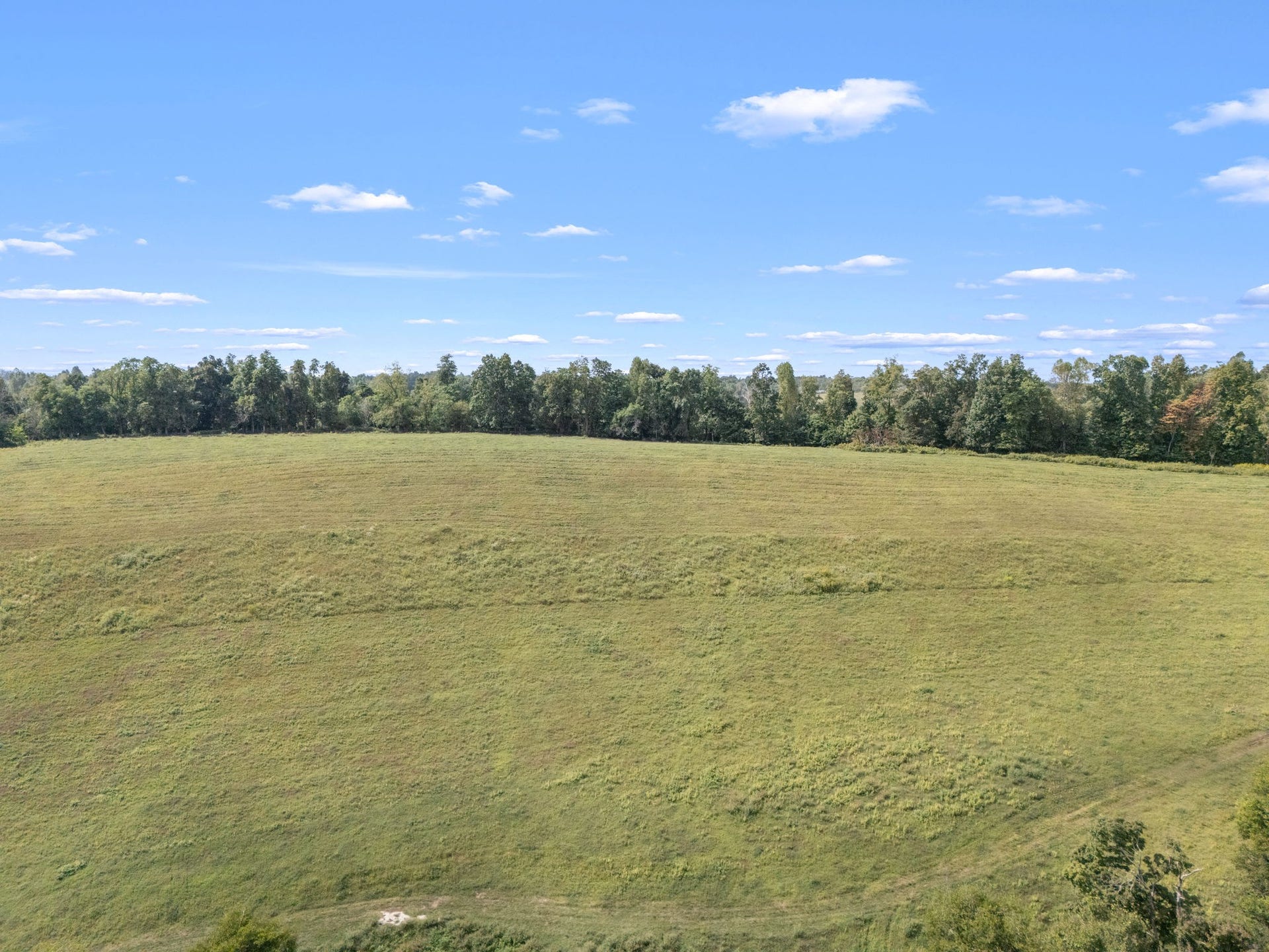 692 Anderson Rd, Shelbyville, TN 37160 692 Anderson Rd, Shelbyville, TN 37160
