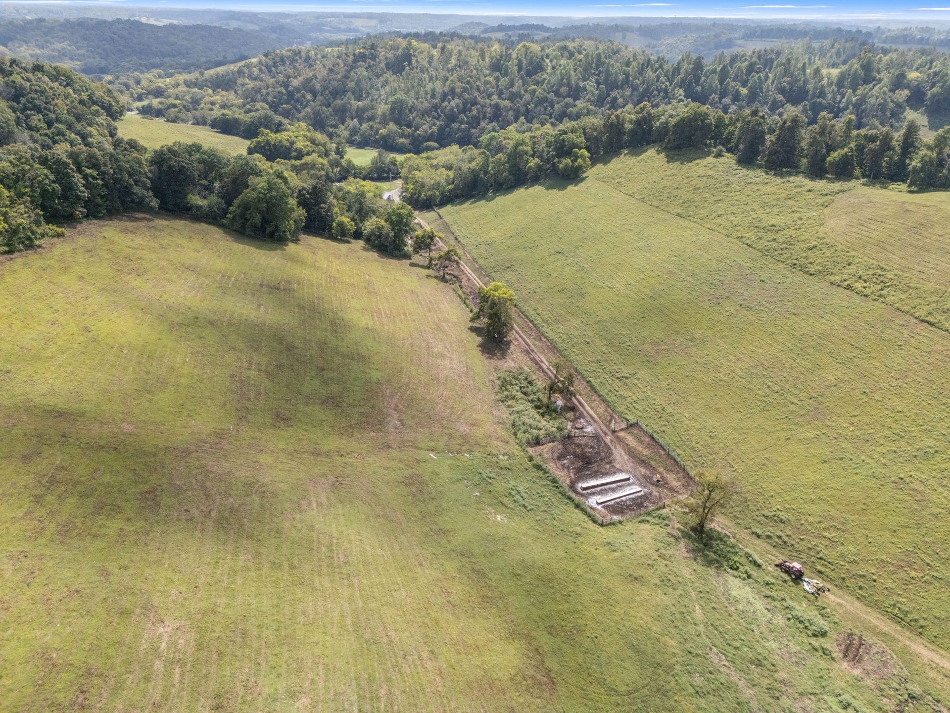 692 Anderson Rd, Shelbyville, TN 37160 692 Anderson Rd, Shelbyville, TN 37160