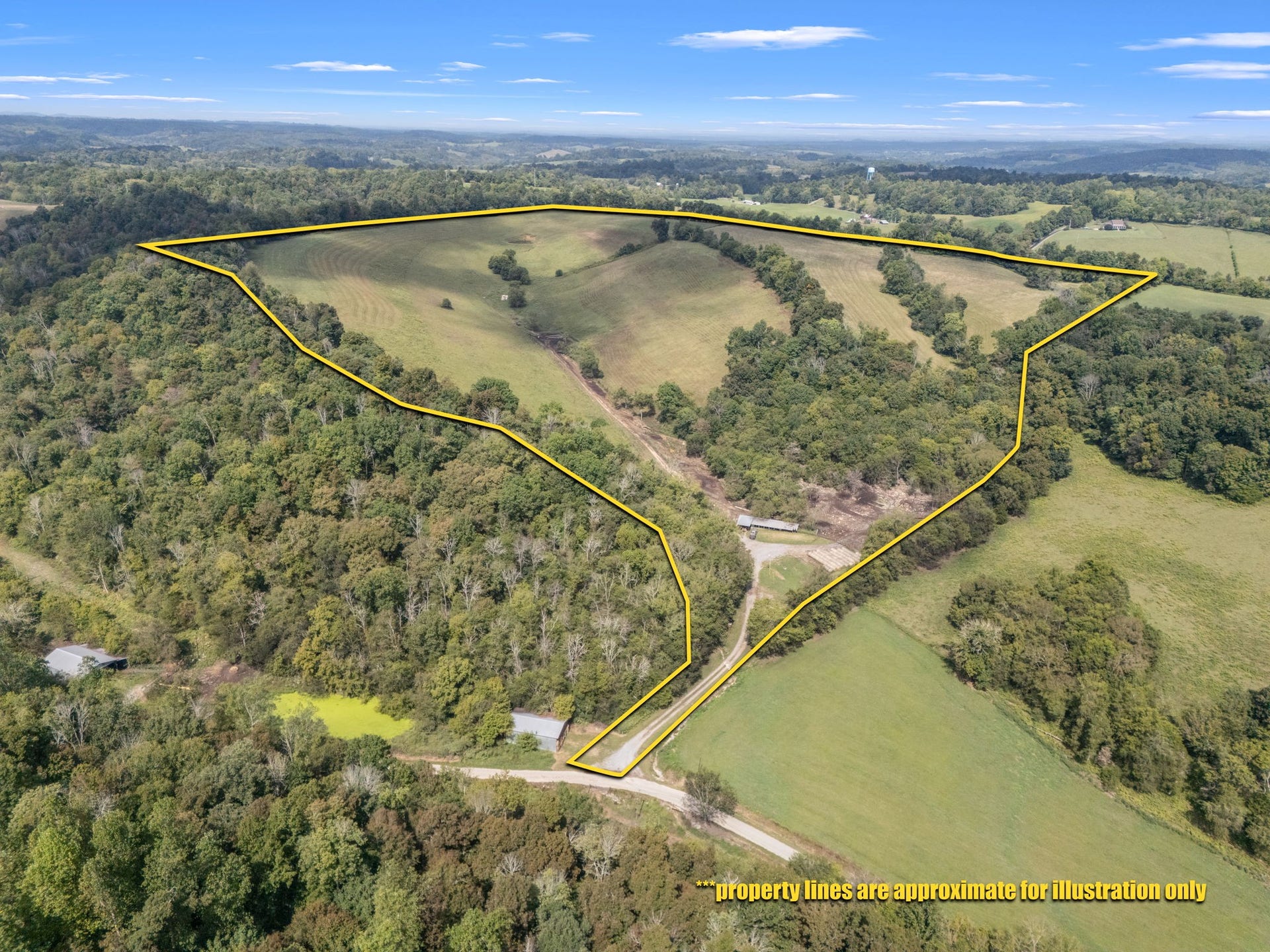 692 Anderson Rd, Shelbyville, TN 37160 692 Anderson Rd, Shelbyville, TN 37160