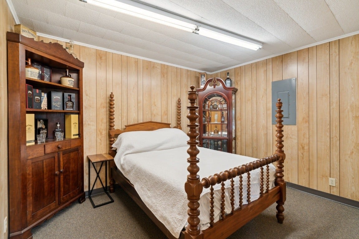 3124 Highway 231 North N, Shelbyville, TN 37160 Guest House Bedroom