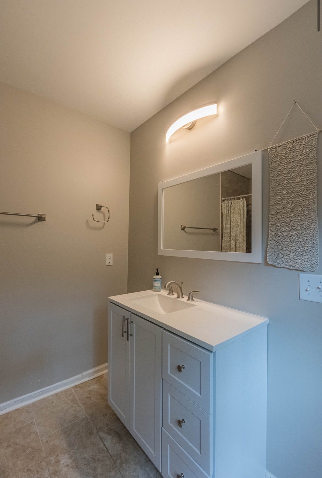210 Elliott Ct, Columbia, TN 38401