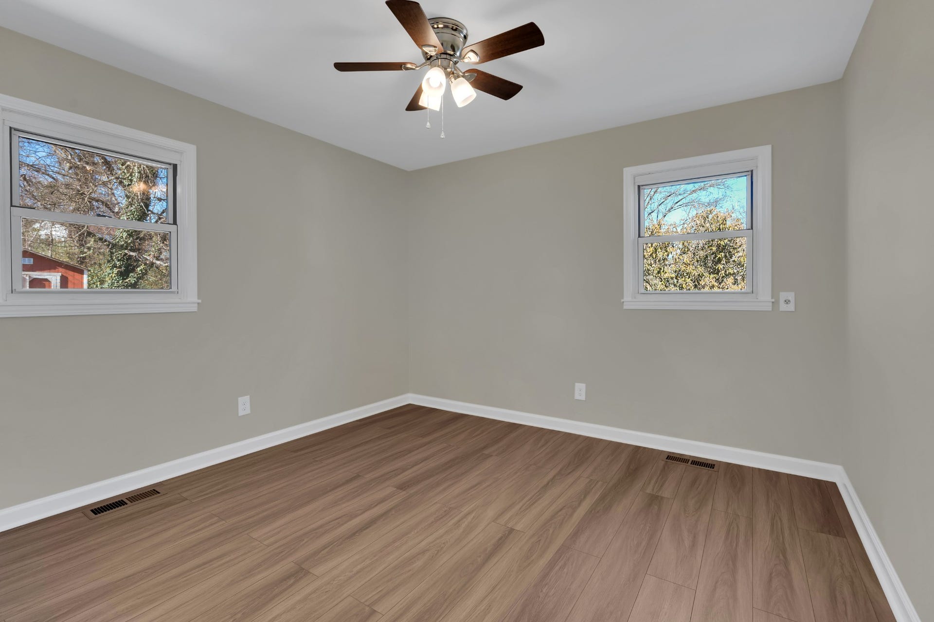 1604 Valley Rd, Shelbyville, TN 37160 1604 Valley Rd, Shelbyville, TN 37160