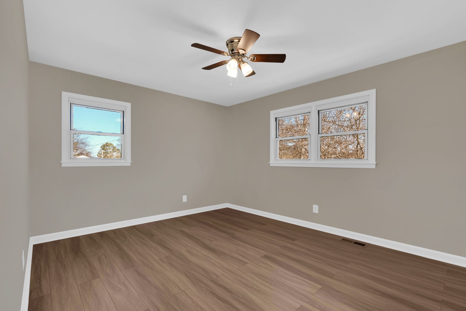 1604 Valley Rd, Shelbyville, TN 37160 1604 Valley Rd, Shelbyville, TN 37160