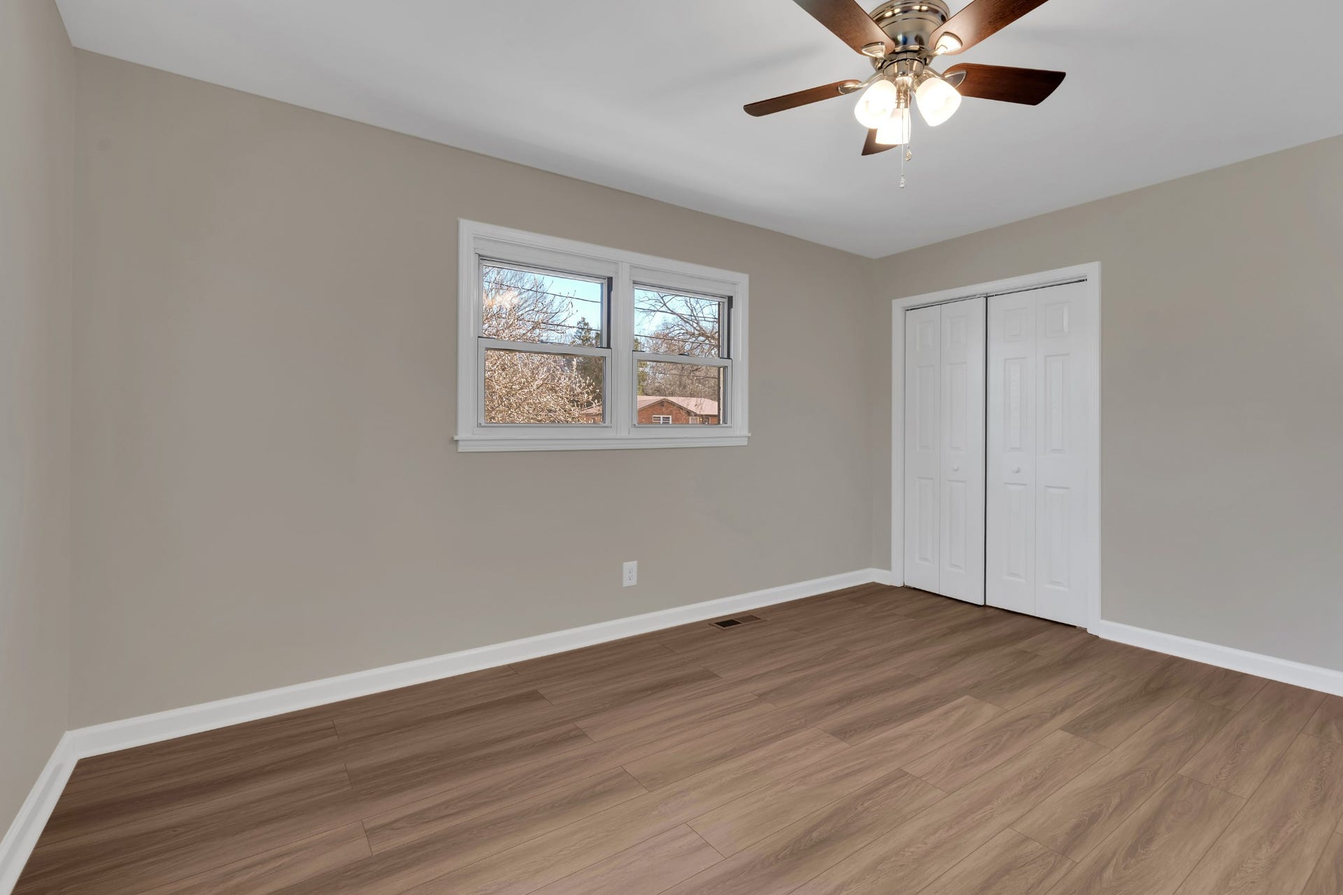 1604 Valley Rd, Shelbyville, TN 37160 1604 Valley Rd, Shelbyville, TN 37160