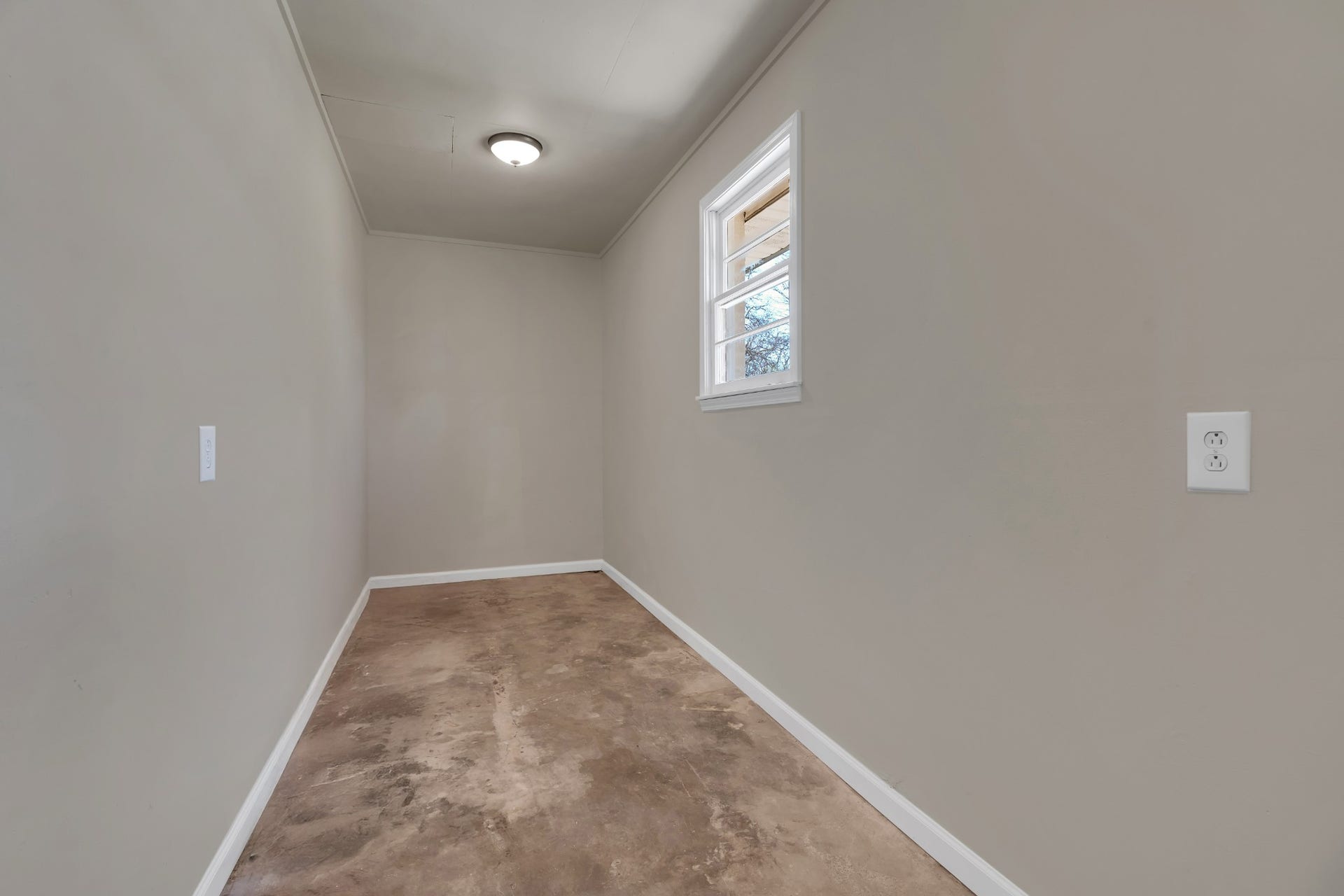 1604 Valley Rd, Shelbyville, TN 37160 1604 Valley Rd, Shelbyville, TN 37160