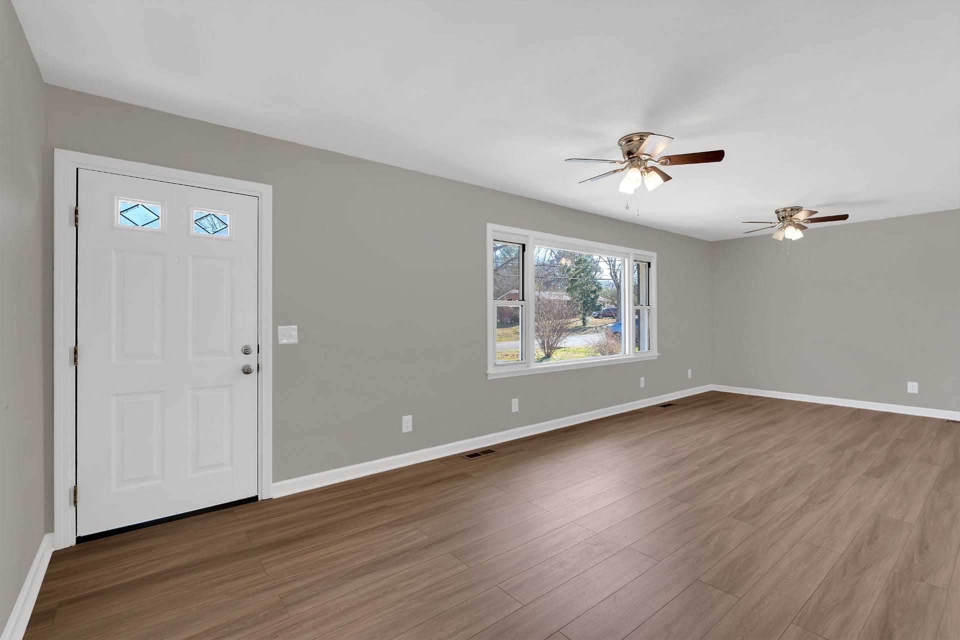 1604 Valley Rd, Shelbyville, TN 37160 1604 Valley Rd, Shelbyville, TN 37160