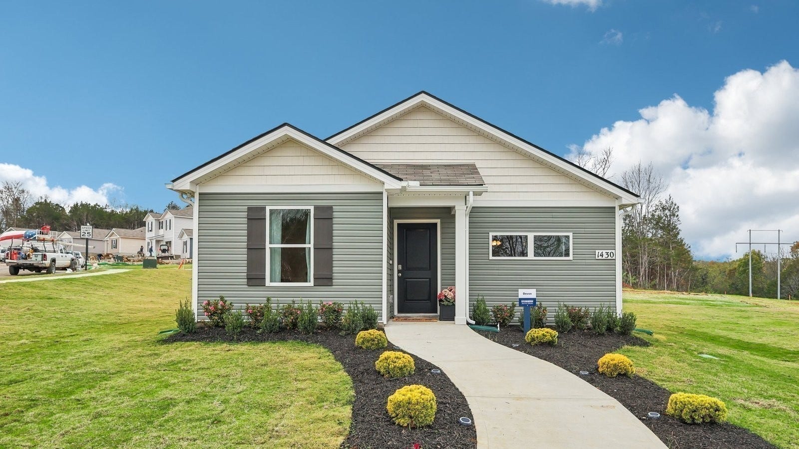 1403 Saddle Trace Drive, Lewisburg, TN 37091 Photos of similar home. Features and finishes may vary.