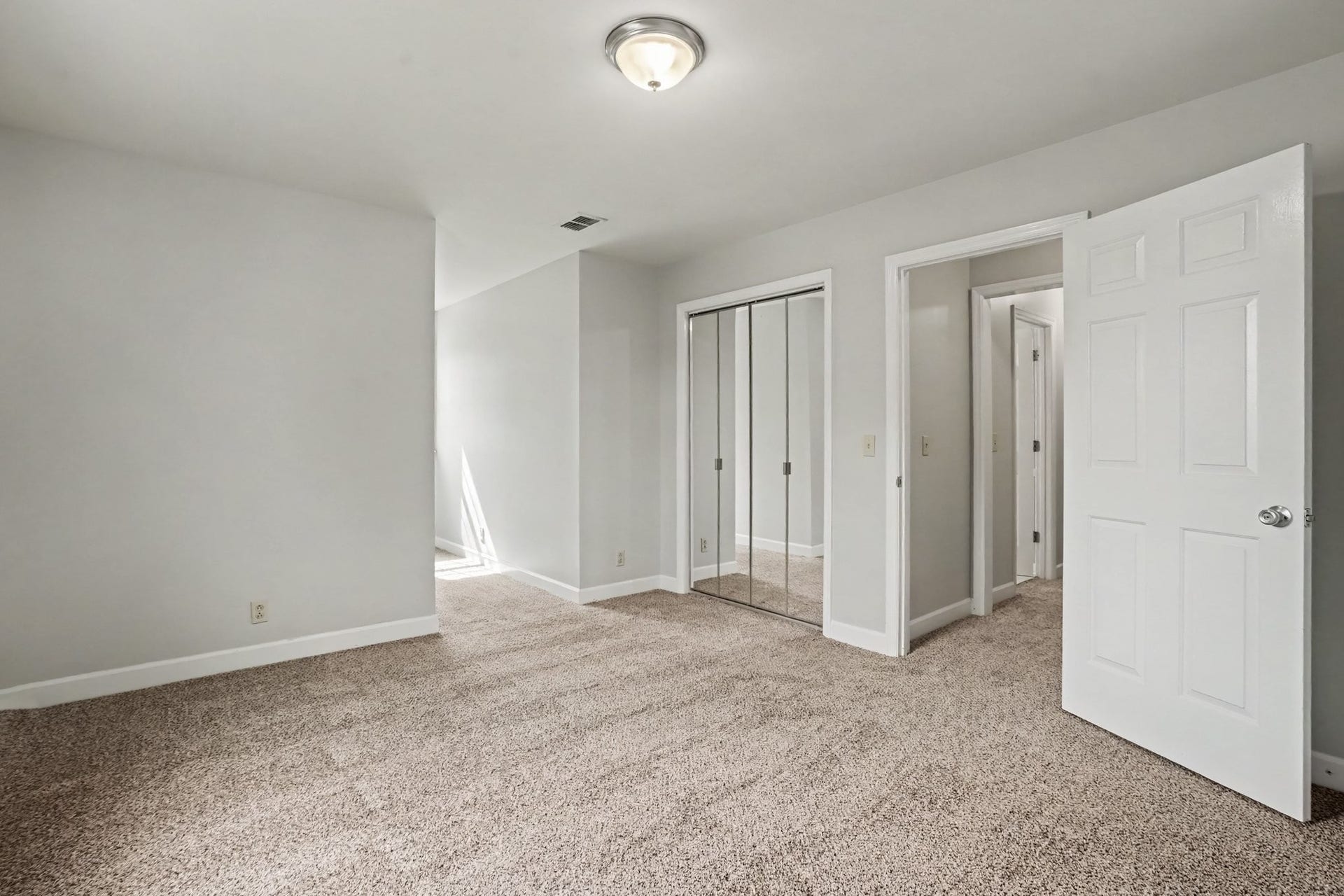 2403 Franklin Ln, Murfreesboro, TN 37130 2403 Franklin Ln, Murfreesboro, TN 37130