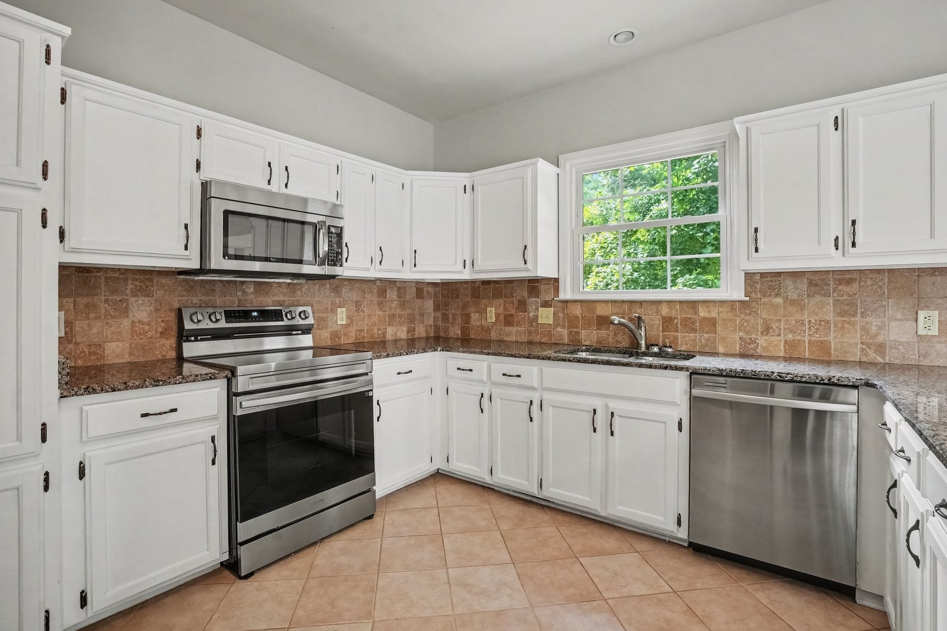 2403 Franklin Ln, Murfreesboro, TN 37130 2403 Franklin Ln, Murfreesboro, TN 37130