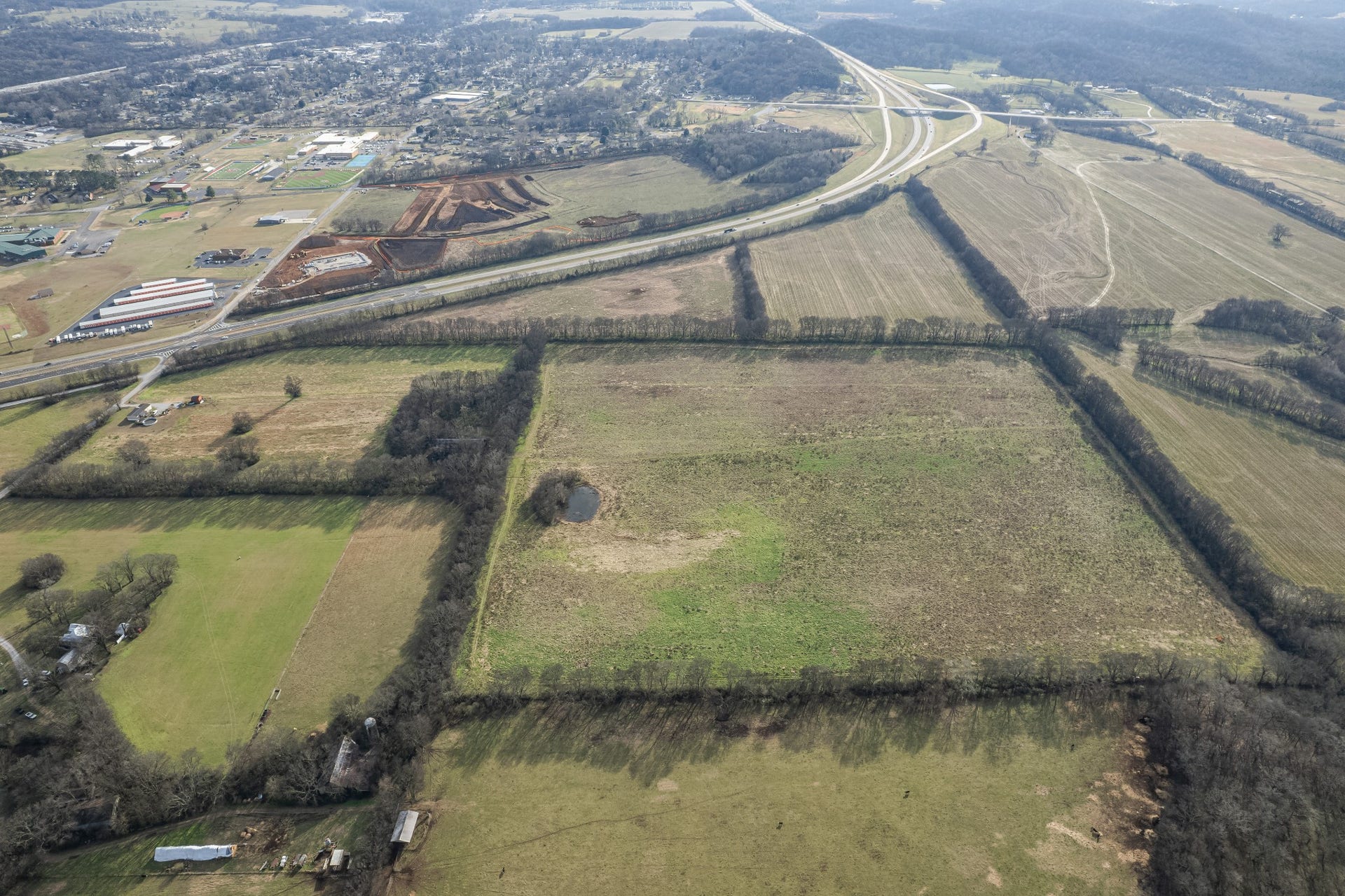815 S Cross Bridges Rd, Mount Pleasant, TN 38474 815 S Cross Bridges Rd, Mount Pleasant, TN 38474