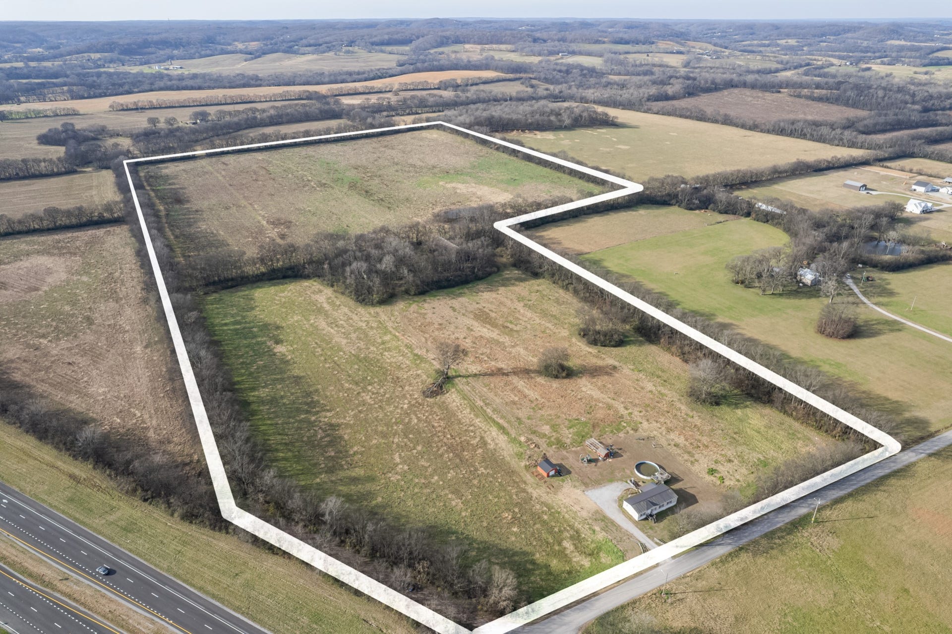 815 S Cross Bridges Rd, Mount Pleasant, TN 38474 815 S Cross Bridges Rd, Mount Pleasant, TN 38474