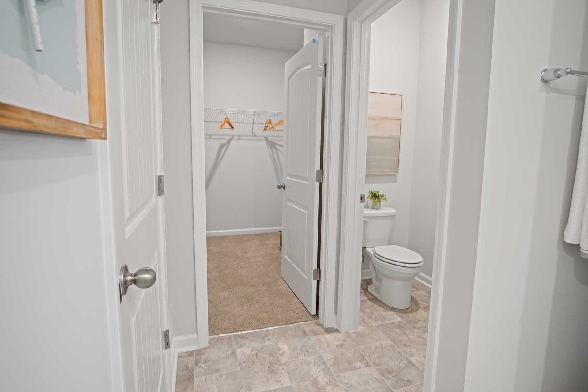 1730 Savannah Pass, Lewisburg, TN 37091 Photos of a similar home. Features and finishes may vary.