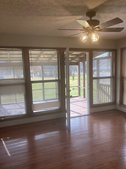 104 Wallace St, Woodbury, TN 37190 104 Wallace St, Woodbury, TN 37190