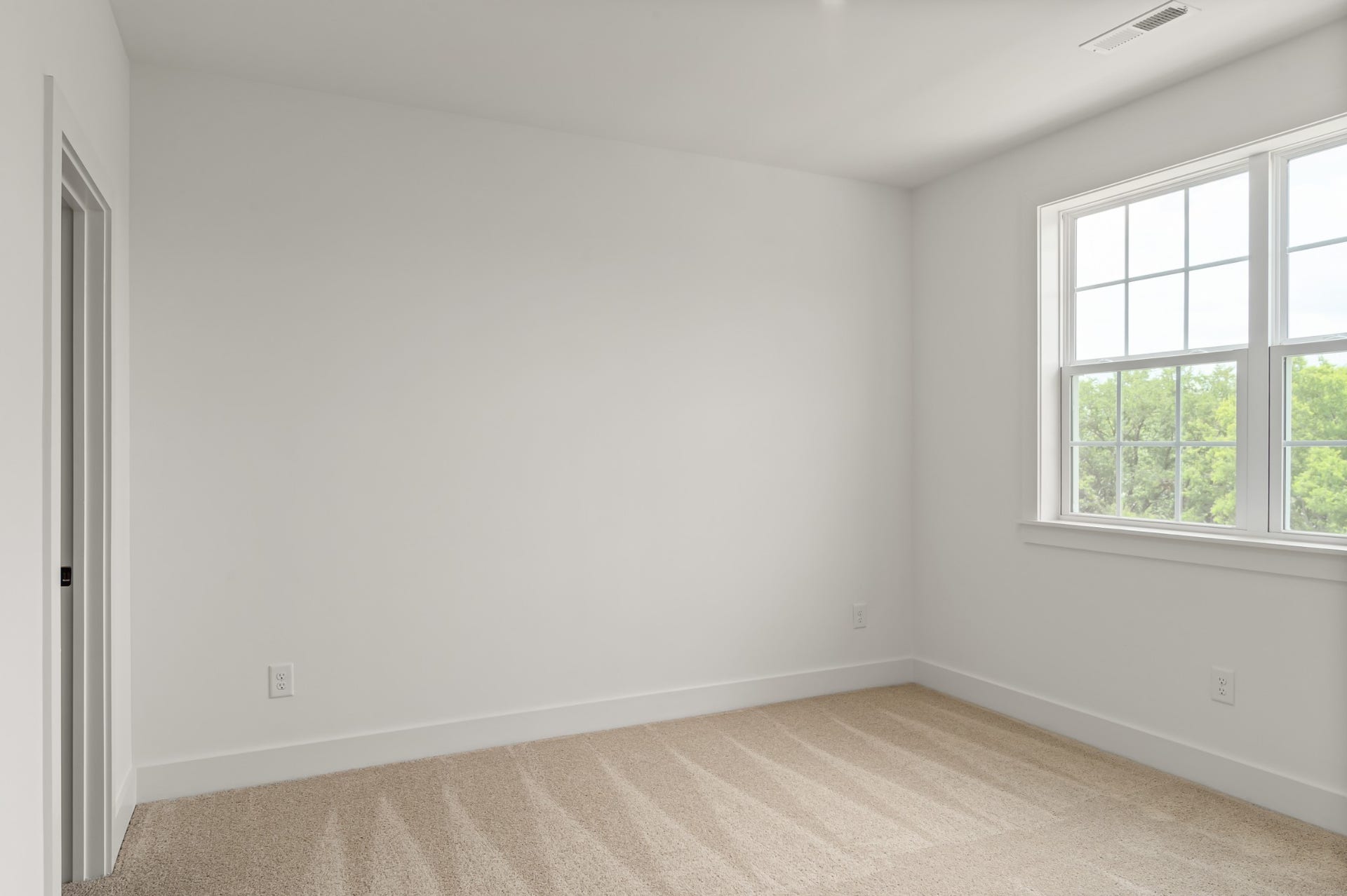 3310 Conviser Dr, Nashville, TN 37207 Another view of your welcoming secondary bedroom featuring generous dimensions, this room offers plenty of space for relaxation and personalization.