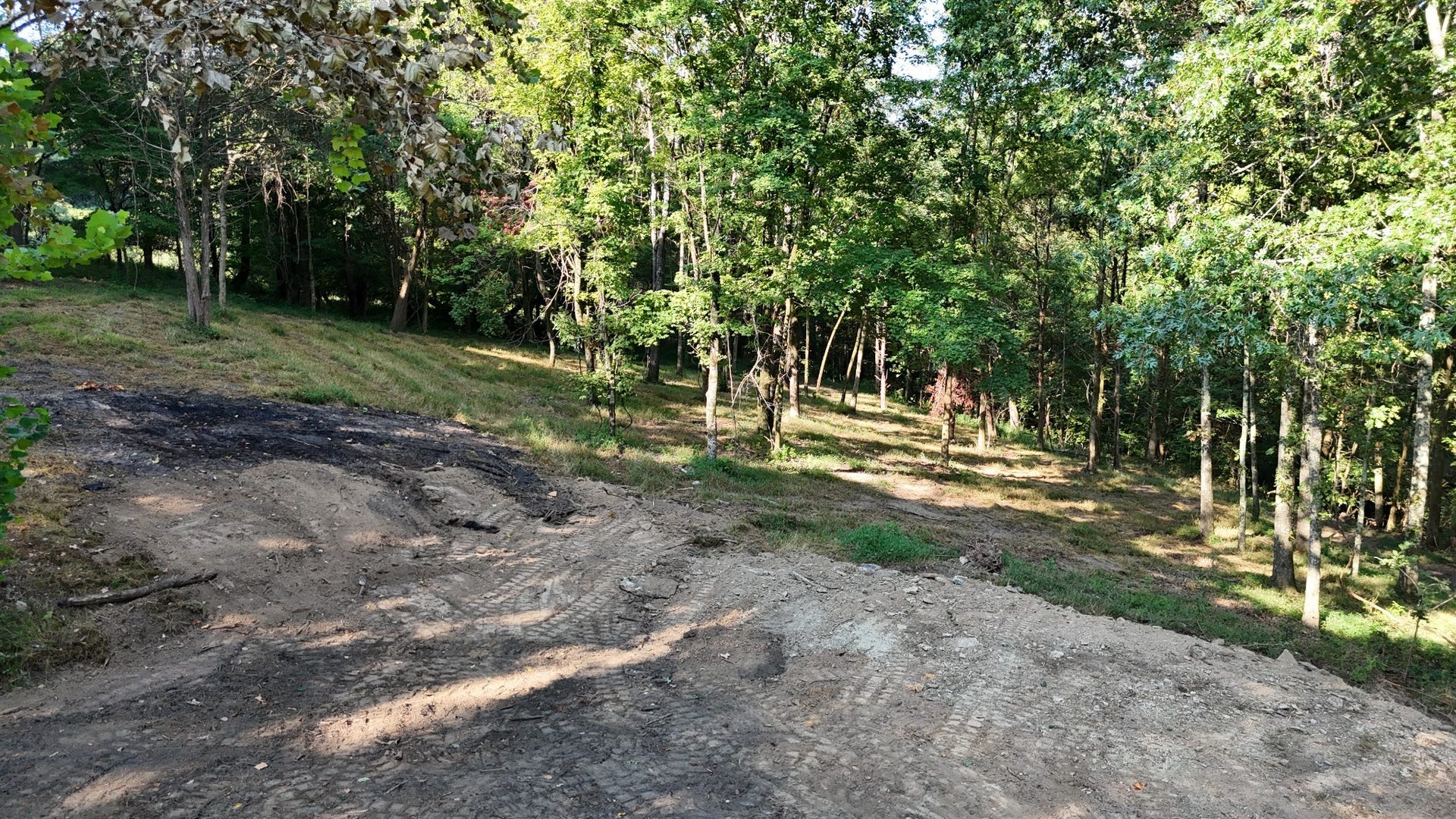 2090 Wild Cherry Dr, Lewisburg, TN 37091