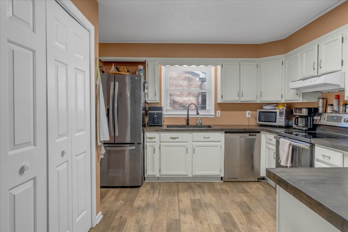 202 Mortons Lake Rd, Manchester, TN 37355 202 Mortons Lake Rd, Manchester, TN 37355