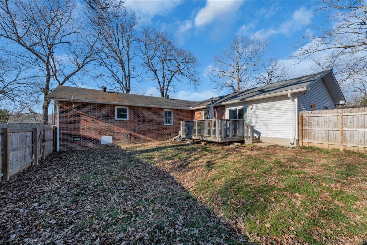 202 Mortons Lake Rd, Manchester, TN 37355 202 Mortons Lake Rd, Manchester, TN 37355