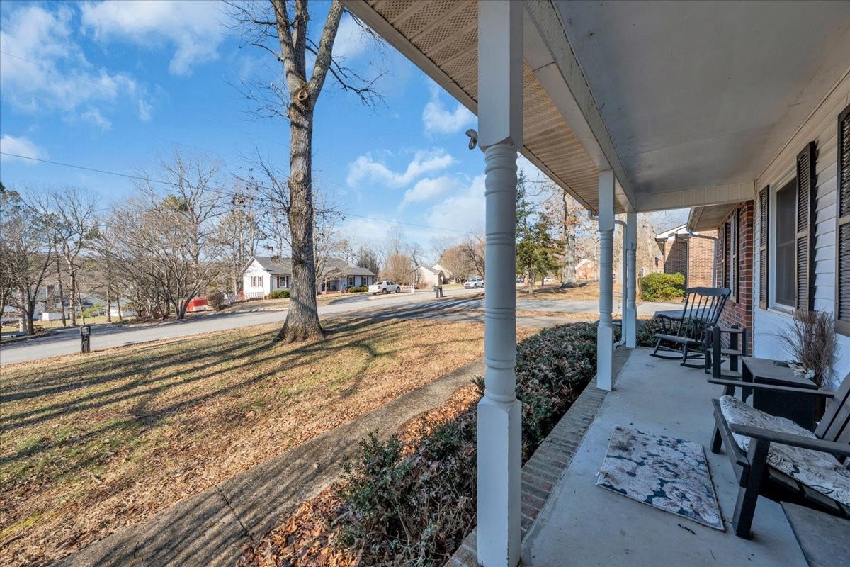 202 Mortons Lake Rd, Manchester, TN 37355 202 Mortons Lake Rd, Manchester, TN 37355