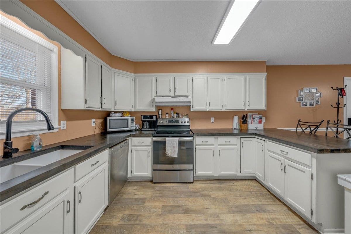 202 Mortons Lake Rd, Manchester, TN 37355 202 Mortons Lake Rd, Manchester, TN 37355