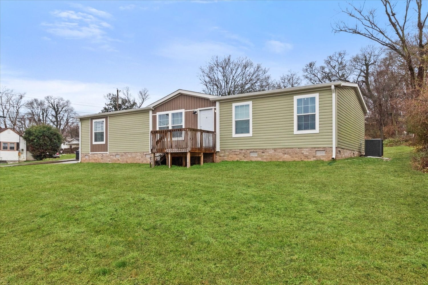 1416 S High St, Columbia, TN 38401 1416 S High St, Columbia, TN 38401