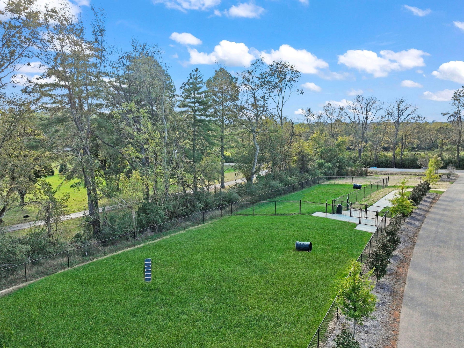 2560 Peaceful Valley Drive, Columbia, TN 38401