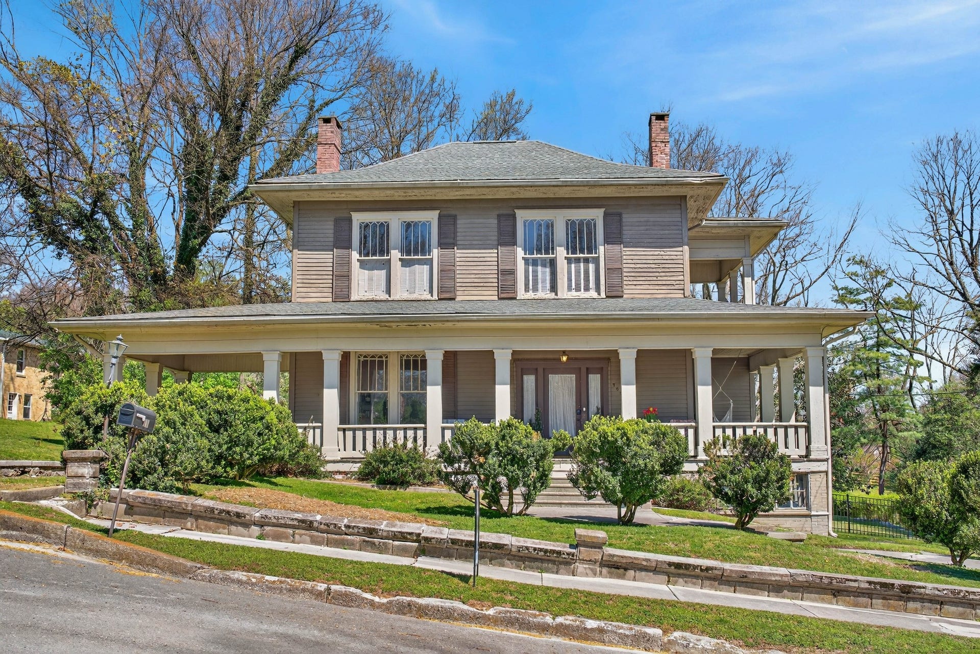 702 Washington Ave, Mount Pleasant, TN 38474 702 Washington Ave, Mount Pleasant, TN 38474