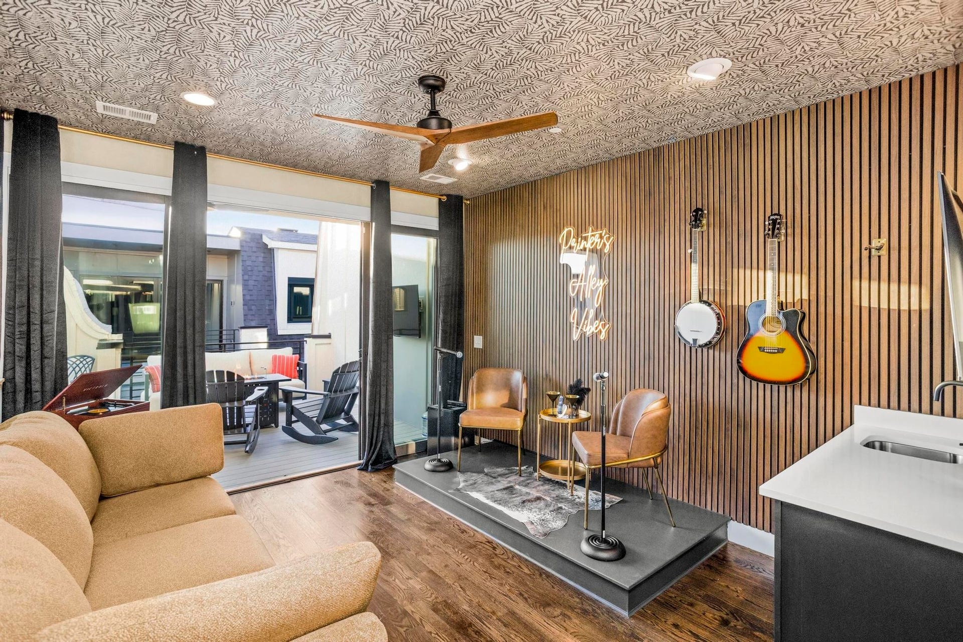 1026 Jefferson Street, Nashville, TN 37208 1026 Jefferson Street, Nashville, TN 37208