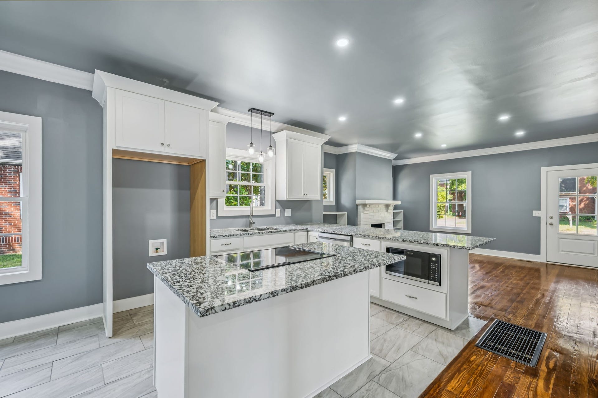 301 Kingwood Dr, Murfreesboro, TN 37129 301 Kingwood Dr, Murfreesboro, TN 37129