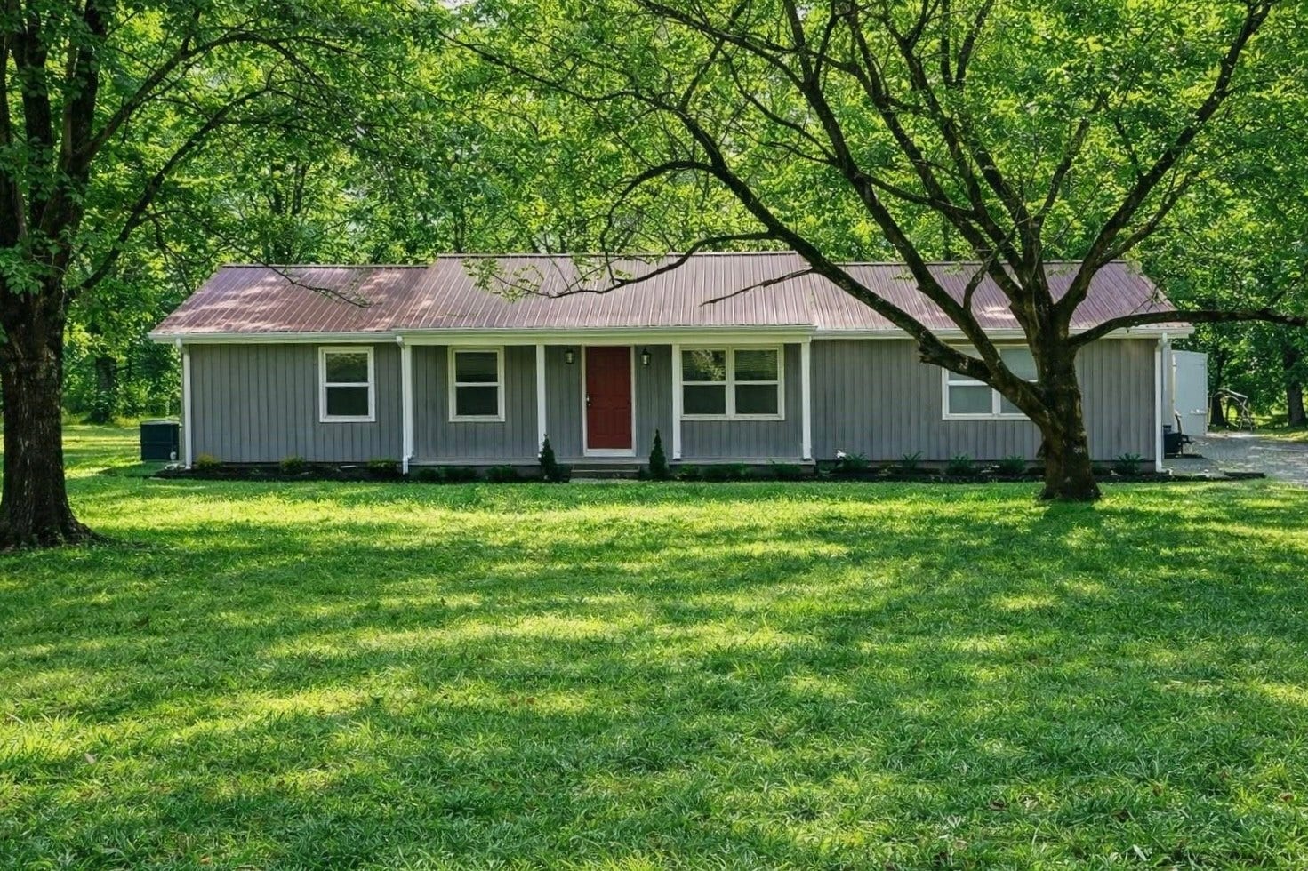 2338 Highway 82 S, Shelbyville, TN 37160 2338 Highway 82 S, Shelbyville, TN 37160