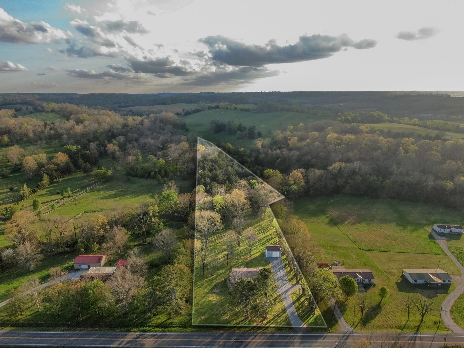 2338 Highway 82 S, Shelbyville, TN 37160 2338 Highway 82 S, Shelbyville, TN 37160