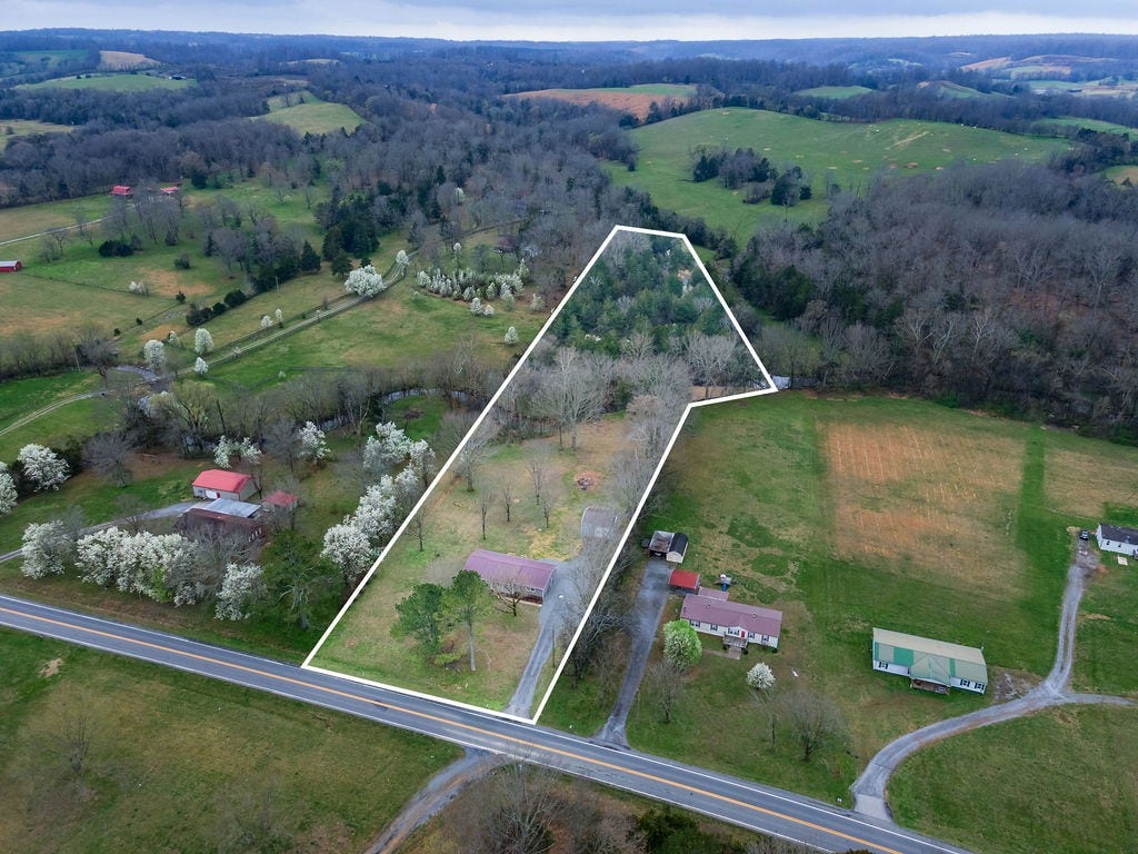 2338 Highway 82 S, Shelbyville, TN 37160 2338 Highway 82 S, Shelbyville, TN 37160