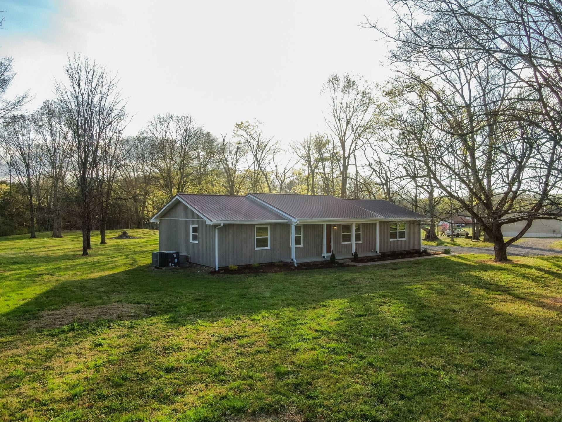 2338 Highway 82 S, Shelbyville, TN 37160 2338 Highway 82 S, Shelbyville, TN 37160